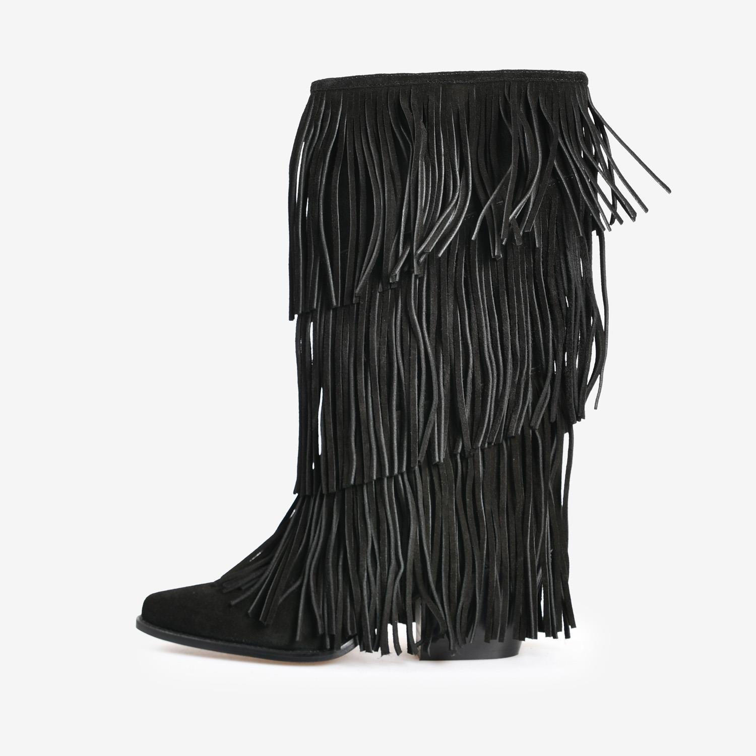 Siyah Süet Püskül Detaylı Kadın Çizme