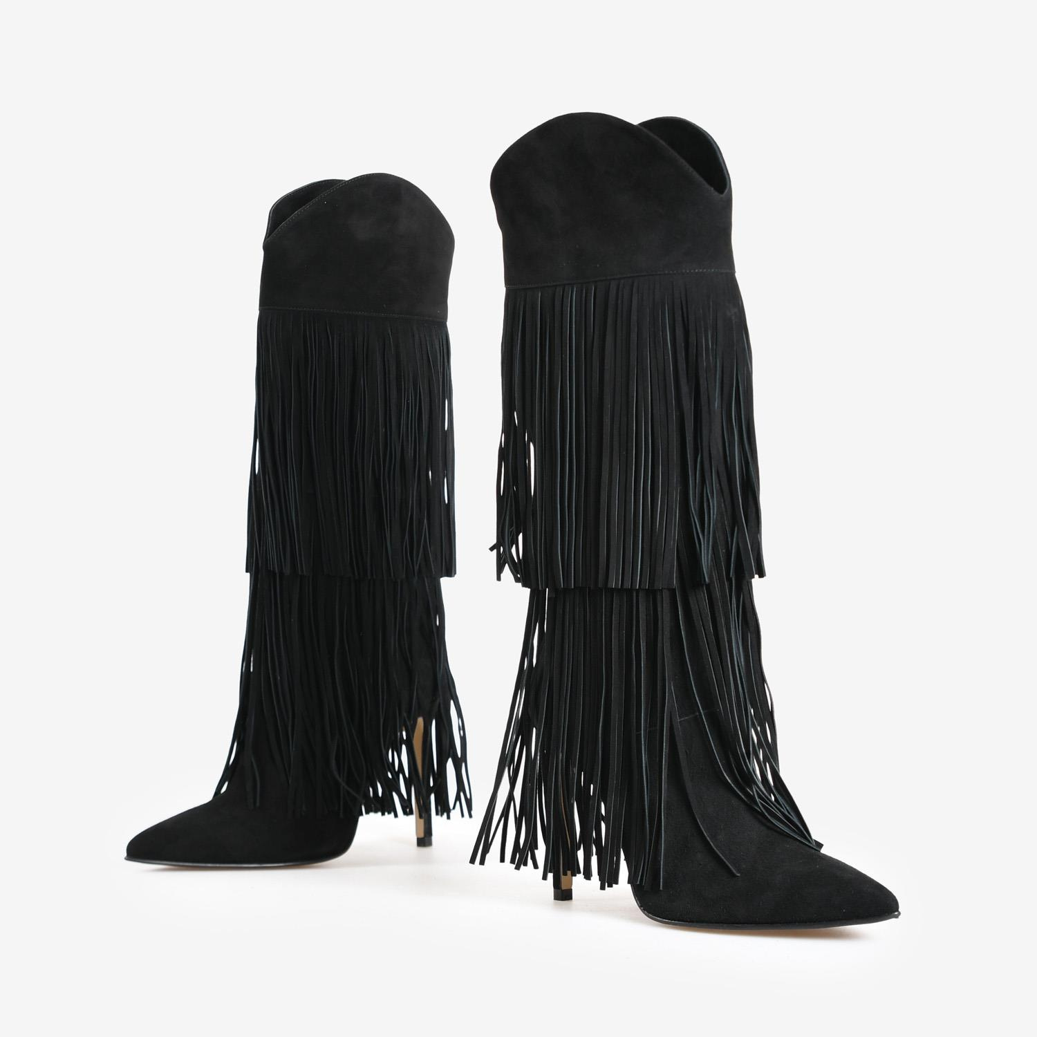 Siyah Süet Püskül Detaylı Kadın Çizme