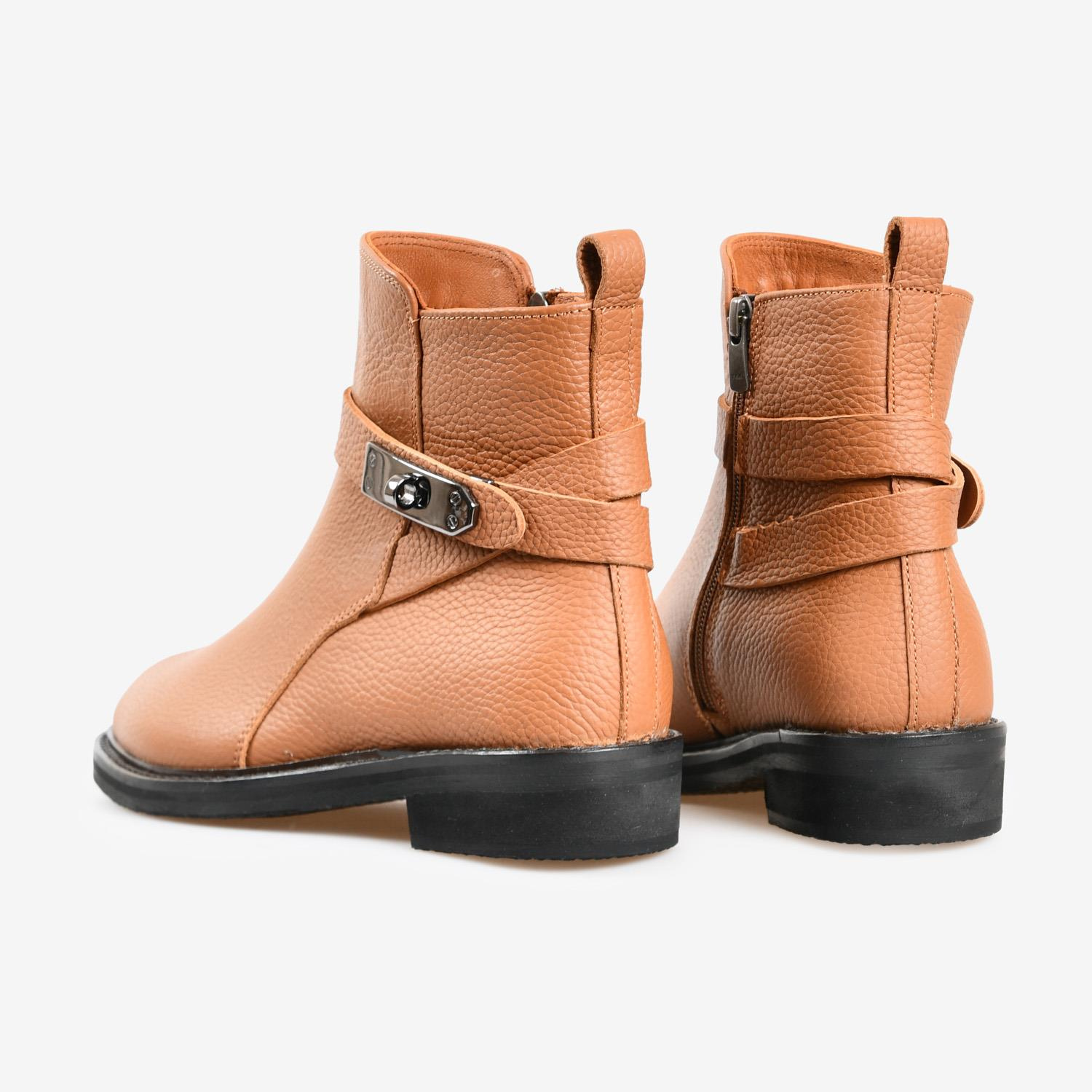 Taba Deri Kemer Detaylı Kadın Bot