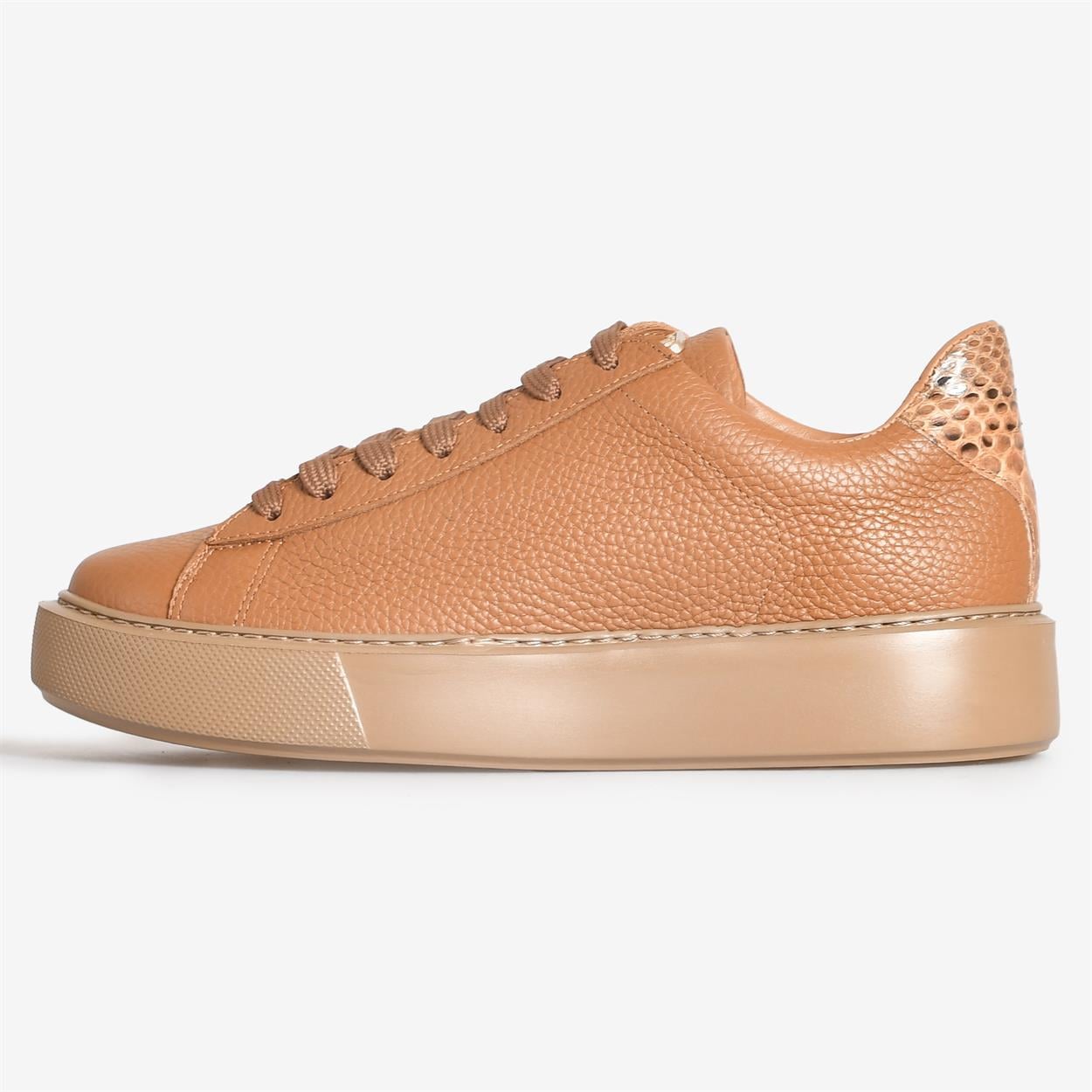 Taba Deri Yılan Desenli Kadın Sneakers