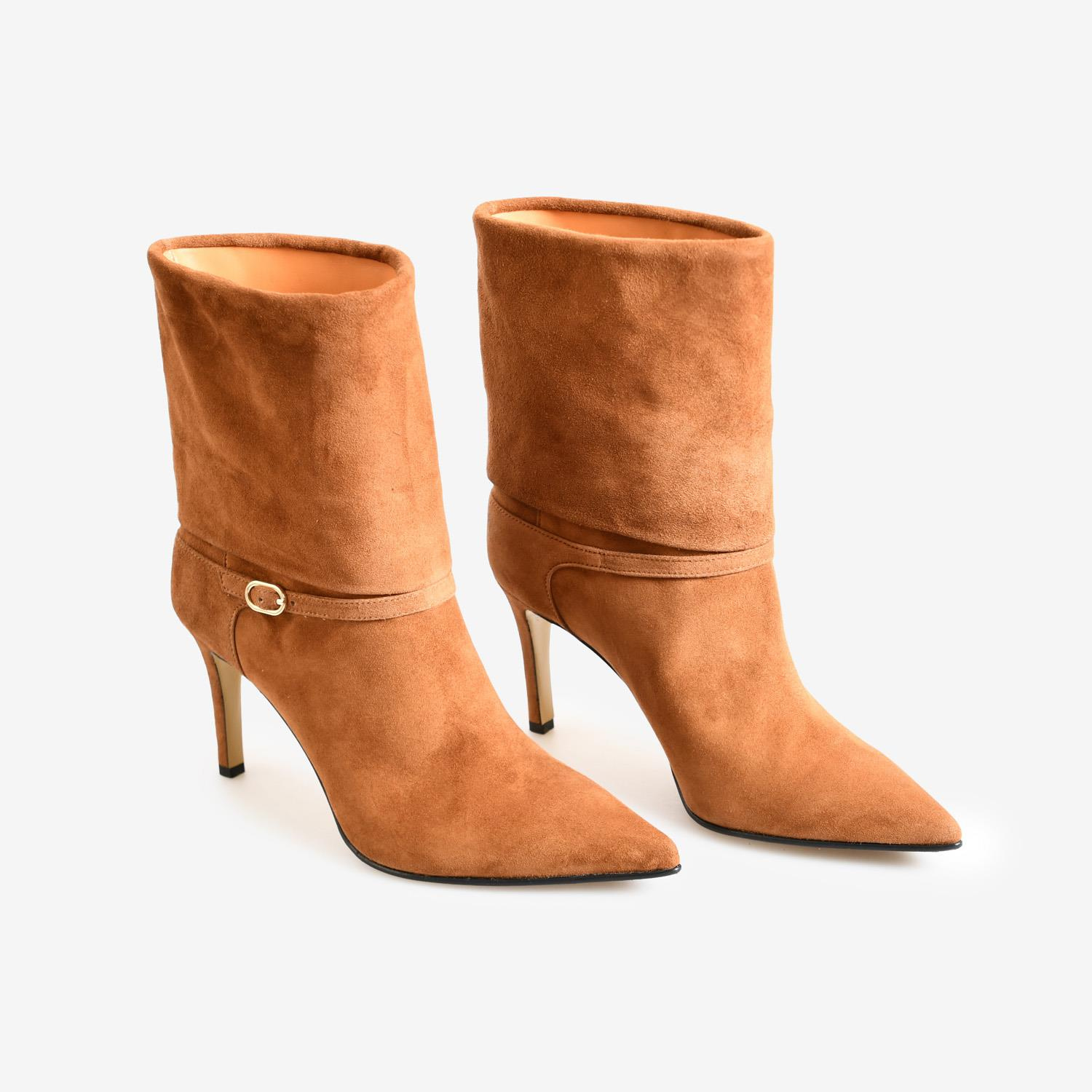 Taba Süet Kemer Detaylı Kadın Abiye Bot