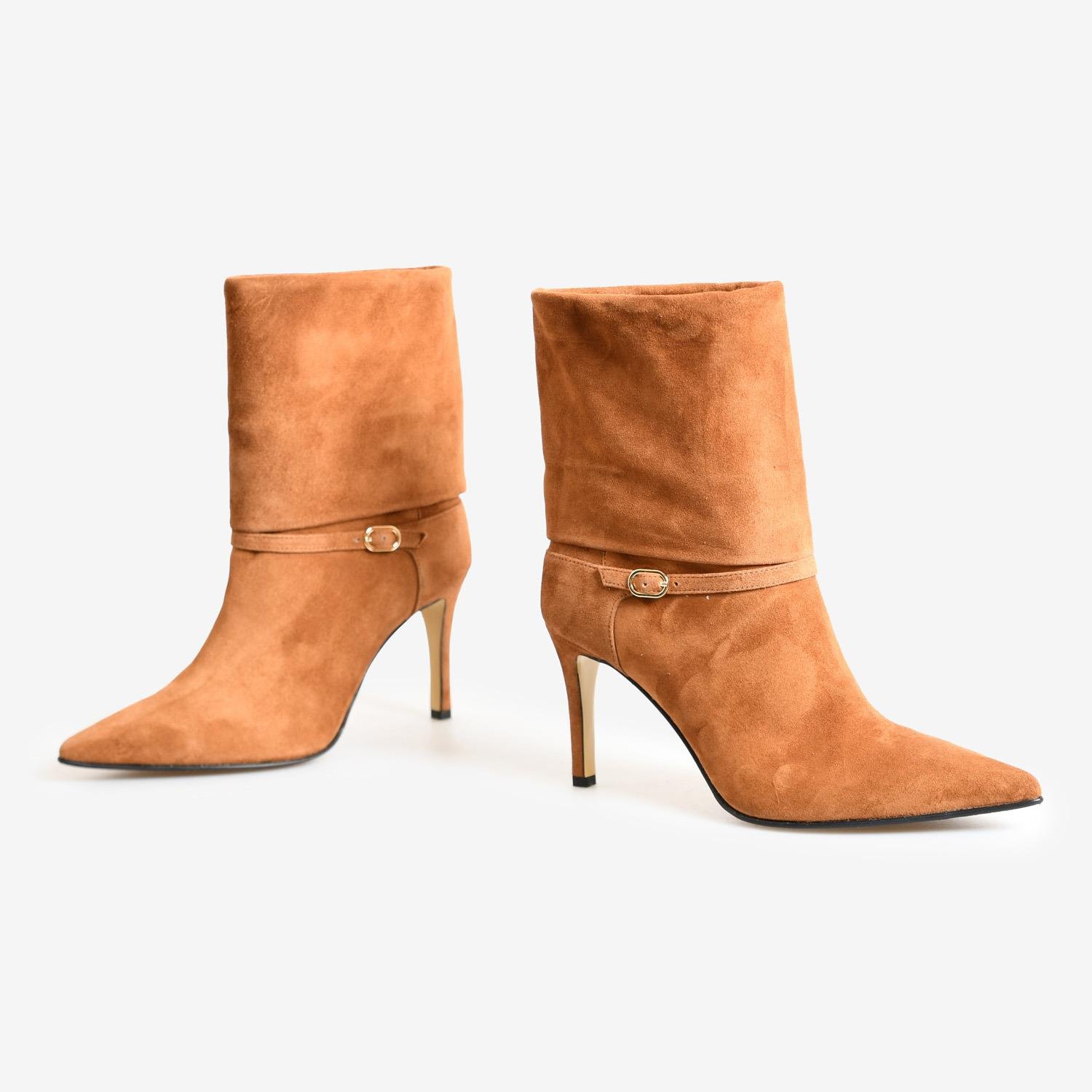 Taba Süet Kemer Detaylı Kadın Abiye Bot