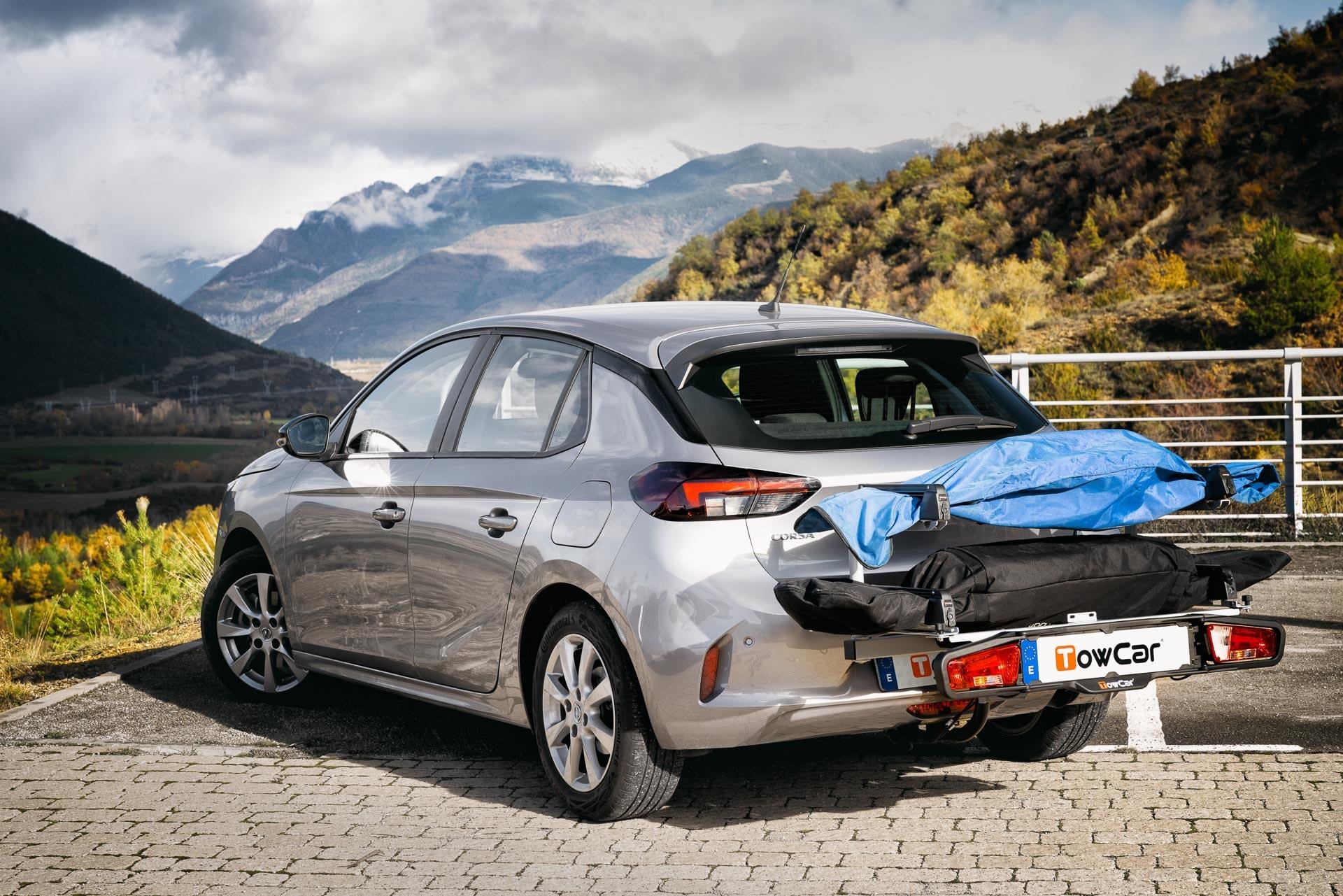 Çeki Demirine Takılan Kayak Taşıyıcı - TowCar Aneto