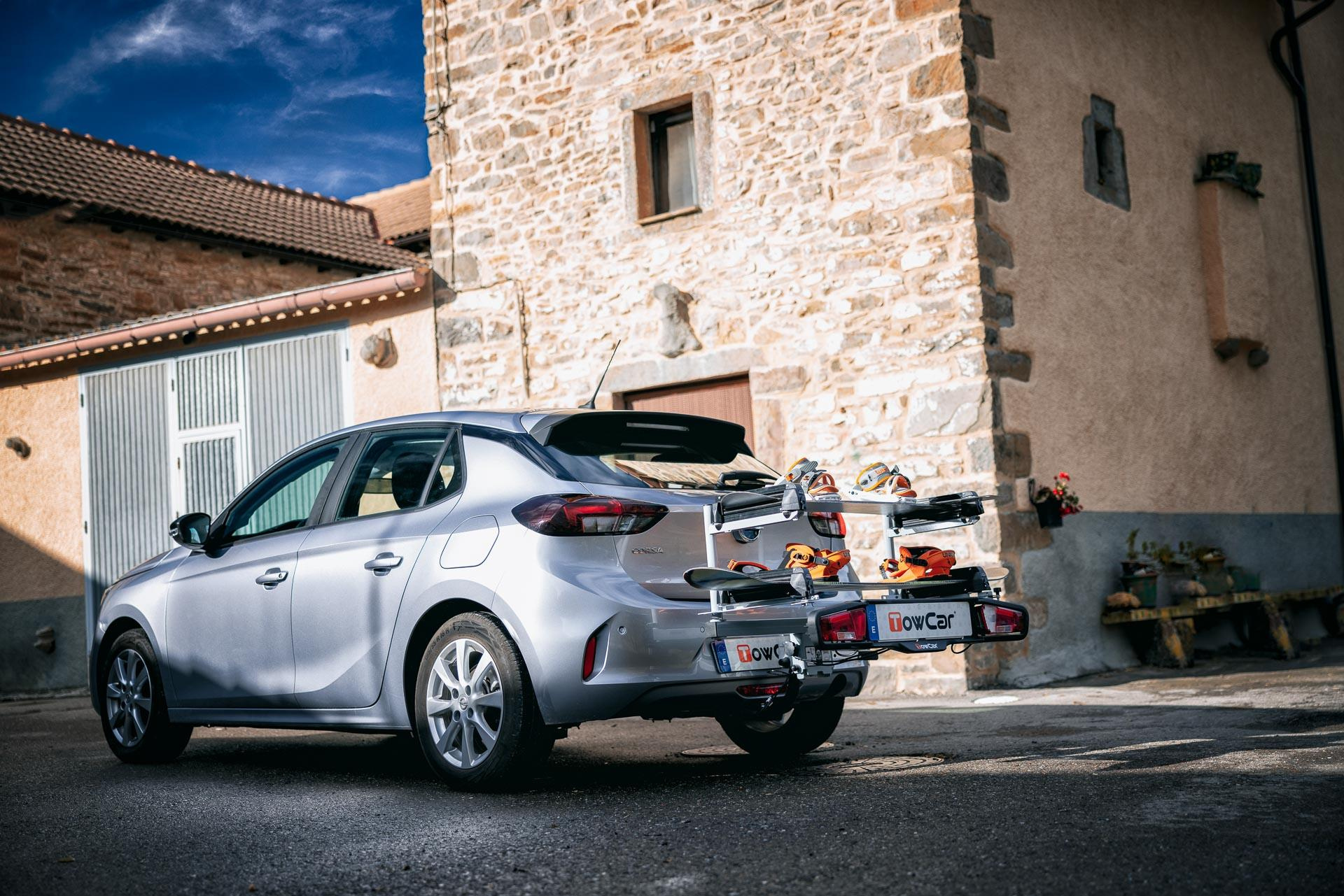 Çeki Demirine Takılan Kayak Taşıyıcı - TowCar Aneto