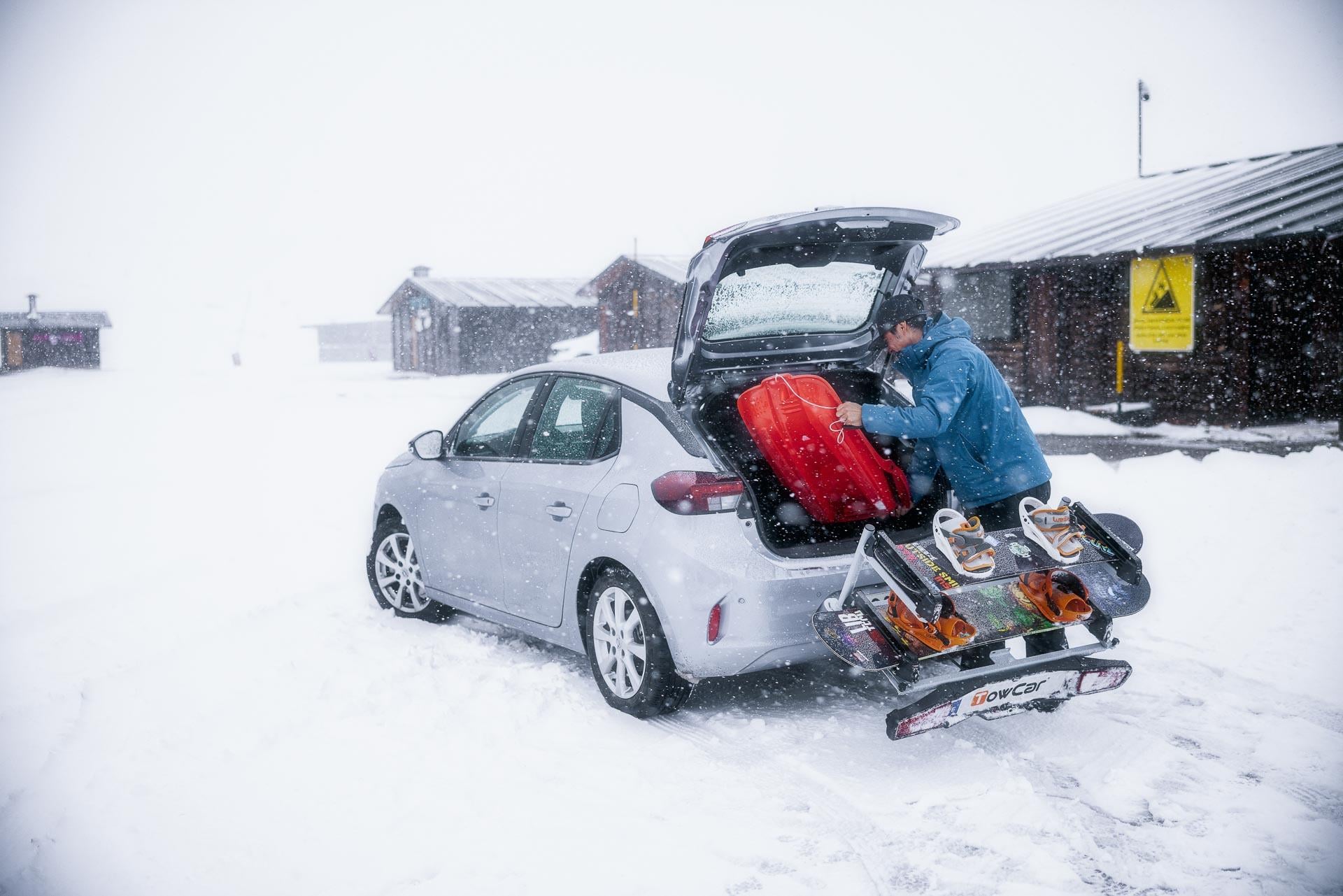 Çeki Demirine Takılan Kayak Taşıyıcı - TowCar Aneto