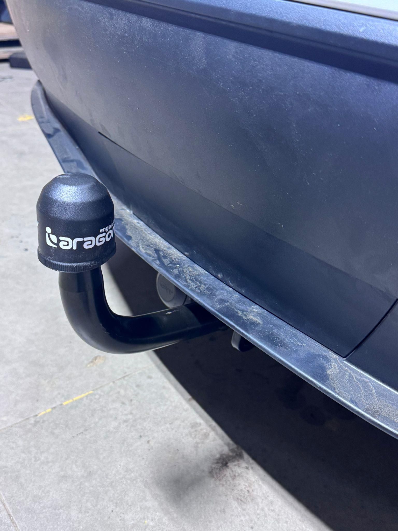 TESLA Model Y Çeki Demiri