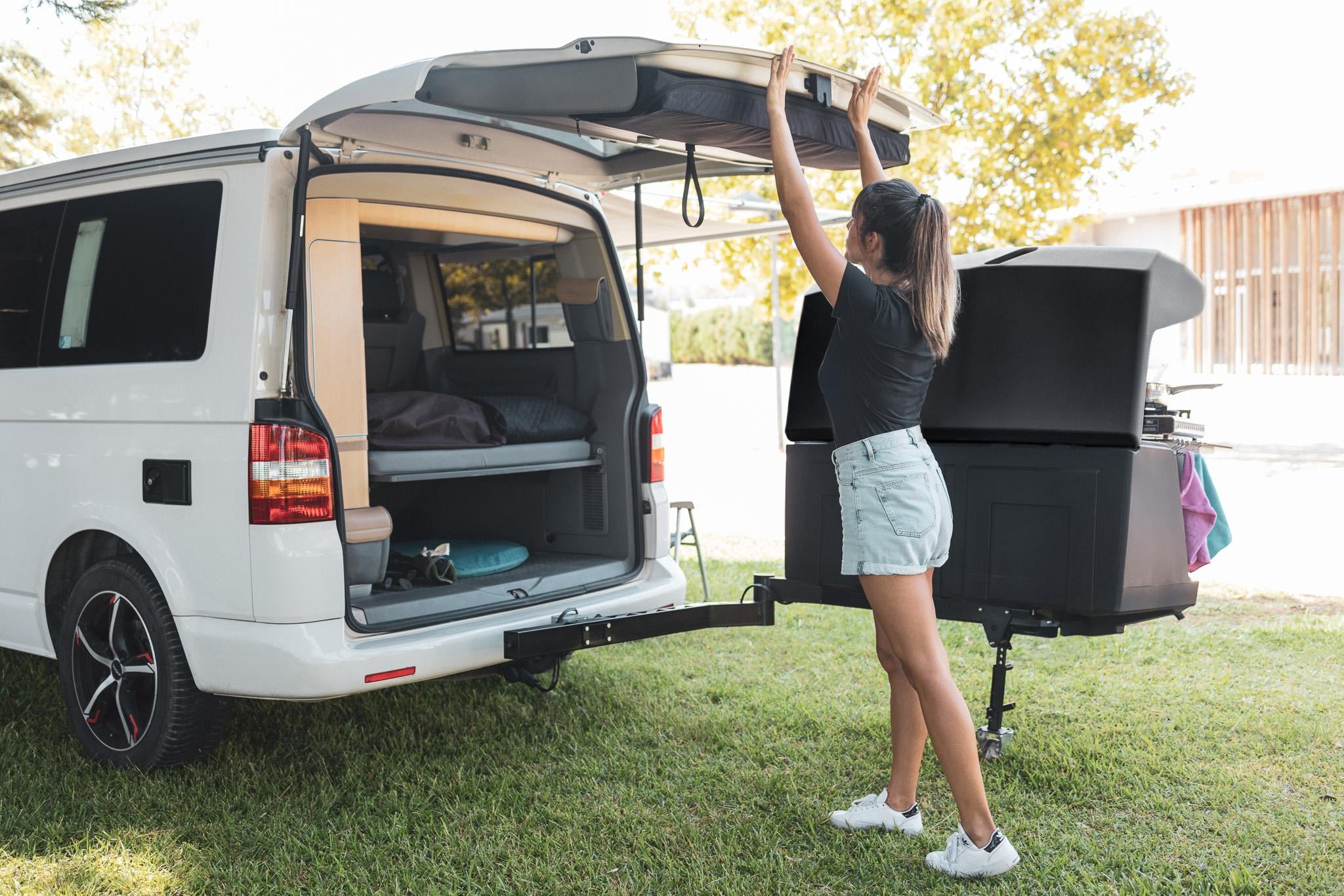 TowBox Camper Life Çeki Demirine Takılan Dış Mutfak Tezgahı