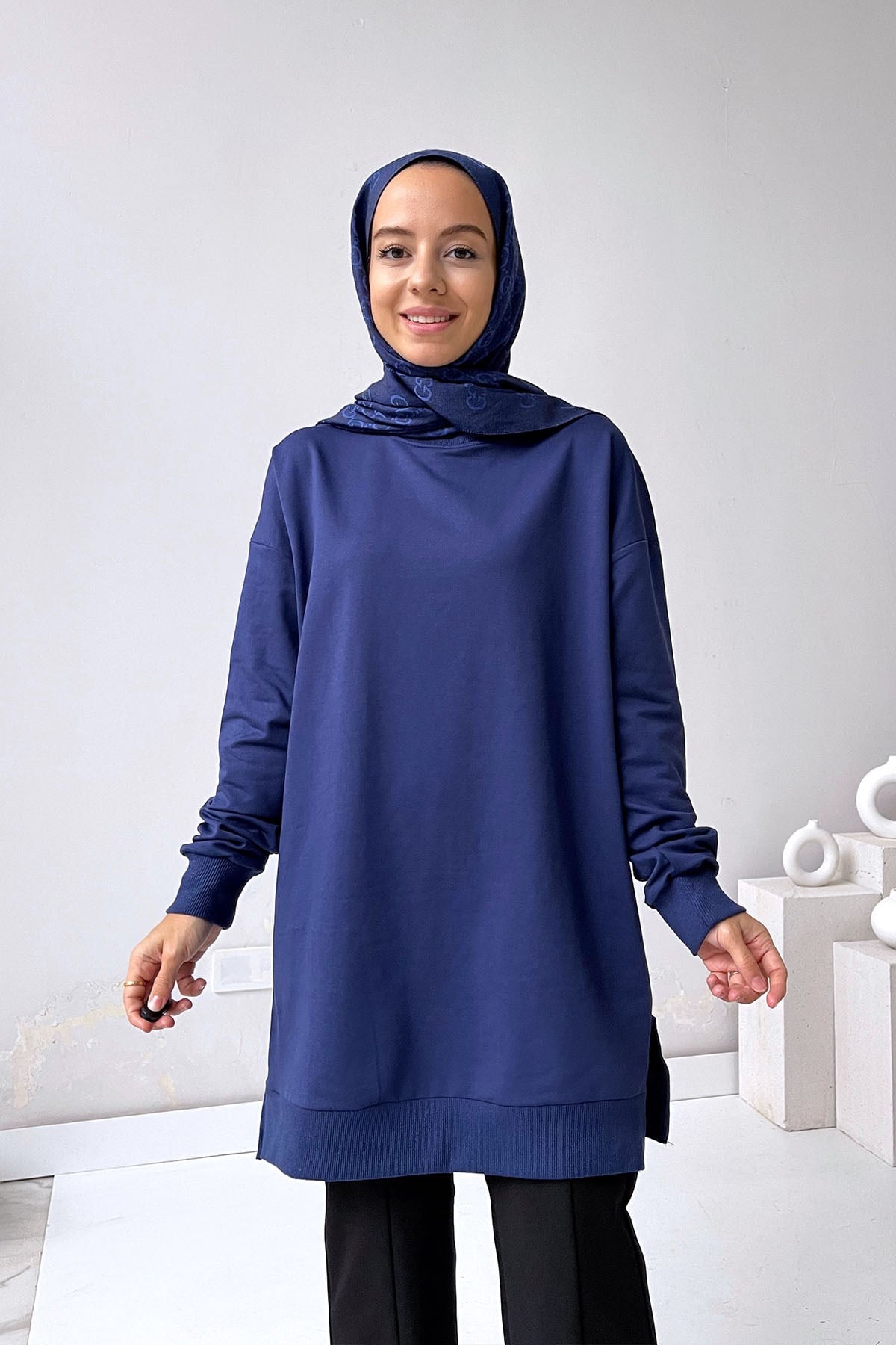 Basic Sweatshirt - Lacivert