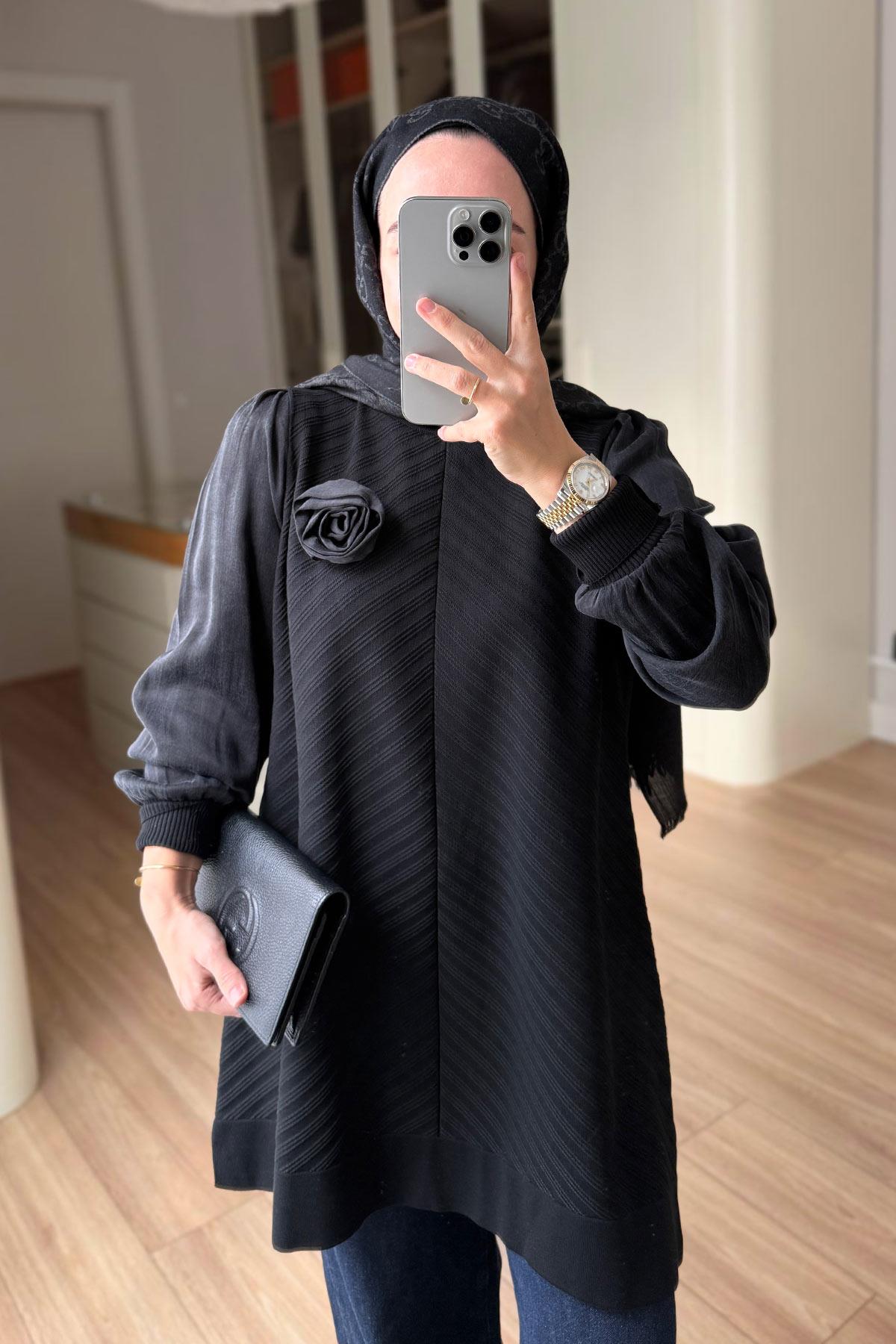 Gül Detay Merserize Tunik - Siyah
