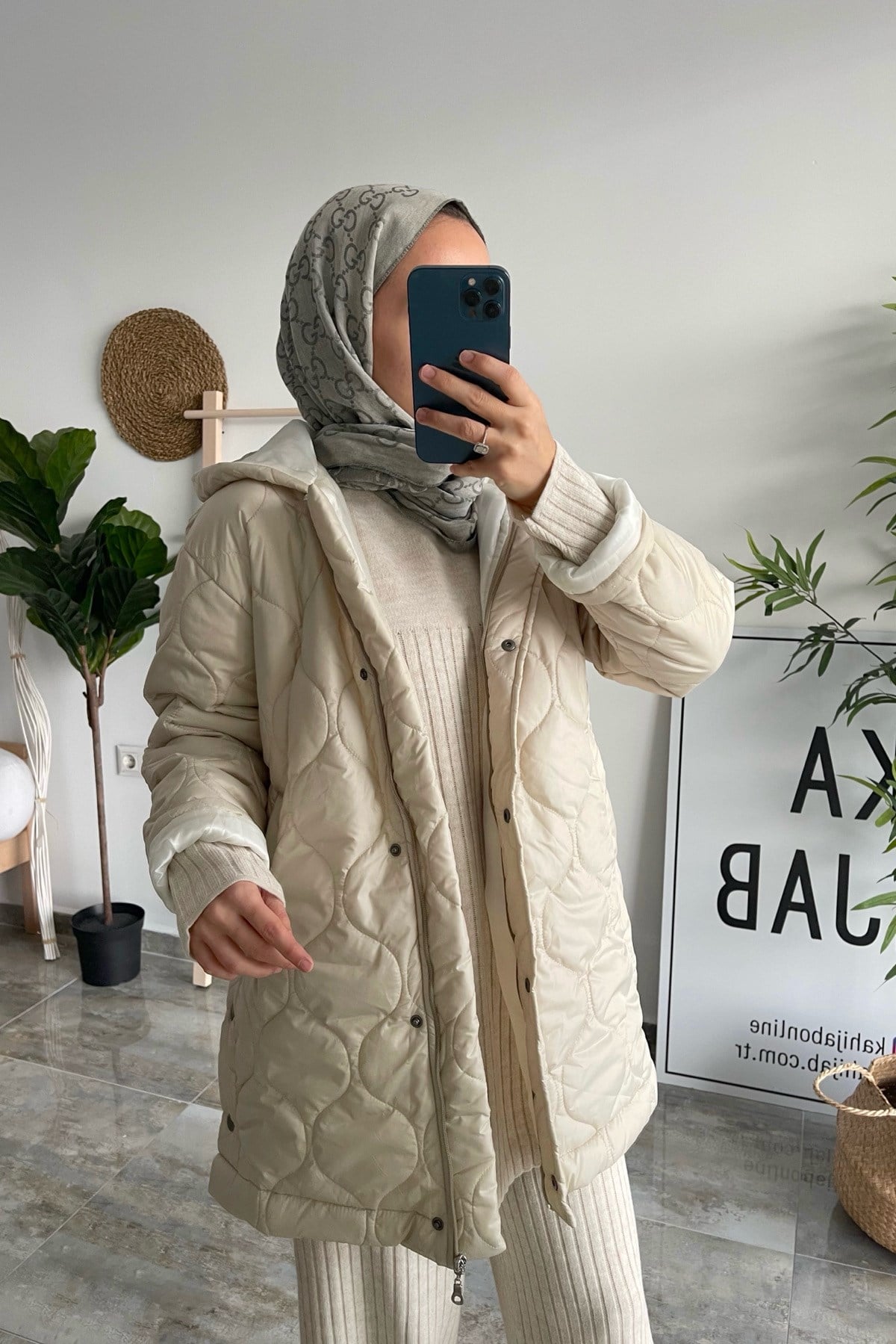 Kapüşonlu Kapitone Mont - Bej