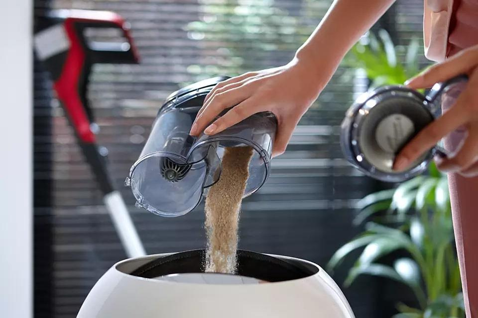 Phılıps Xc7043/01 Speedpromax Dikey Şarjlı SüpürgeDik Süpürgeler