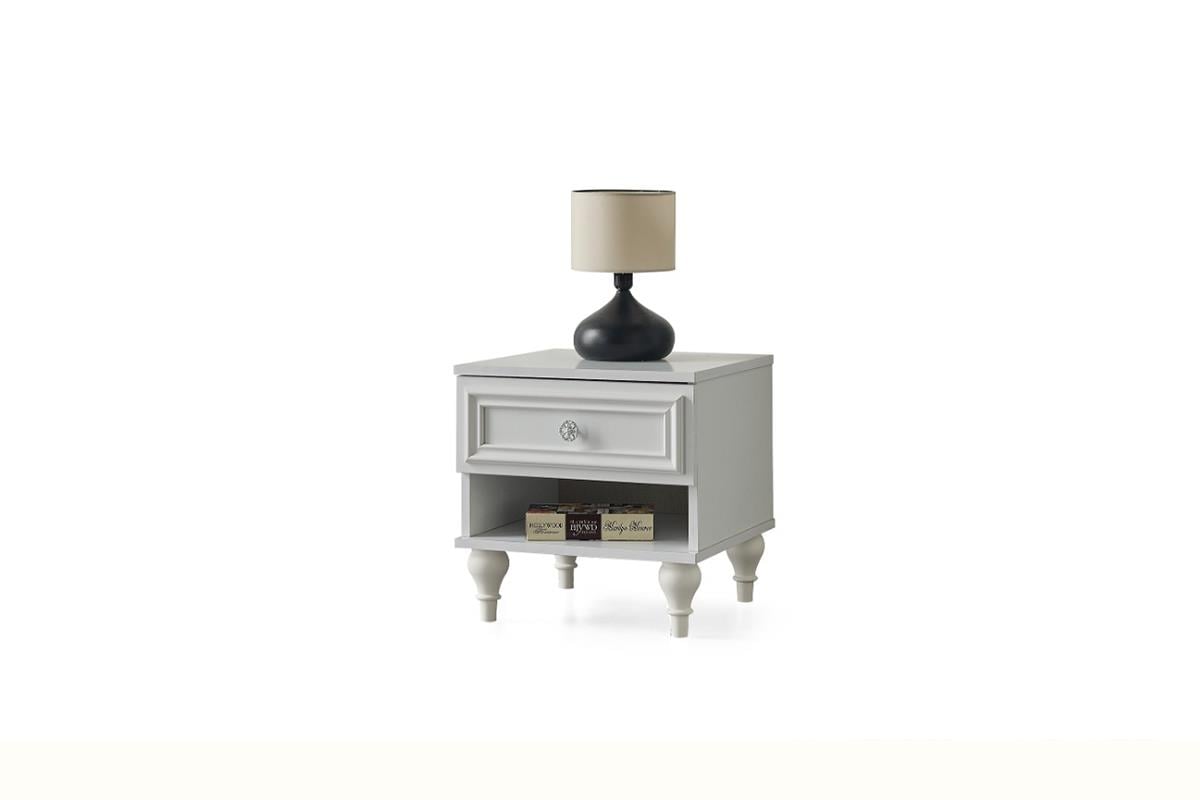 Seven İskenderiye KomodinKomodin