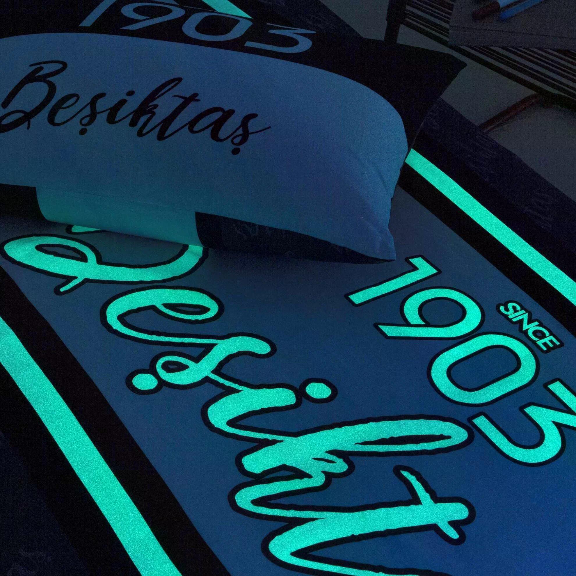 Taç 4812 Lisanslı Nevresim Takımı Beşiktaş 1903 GlowLİSANSLI NEVRESİM TKM