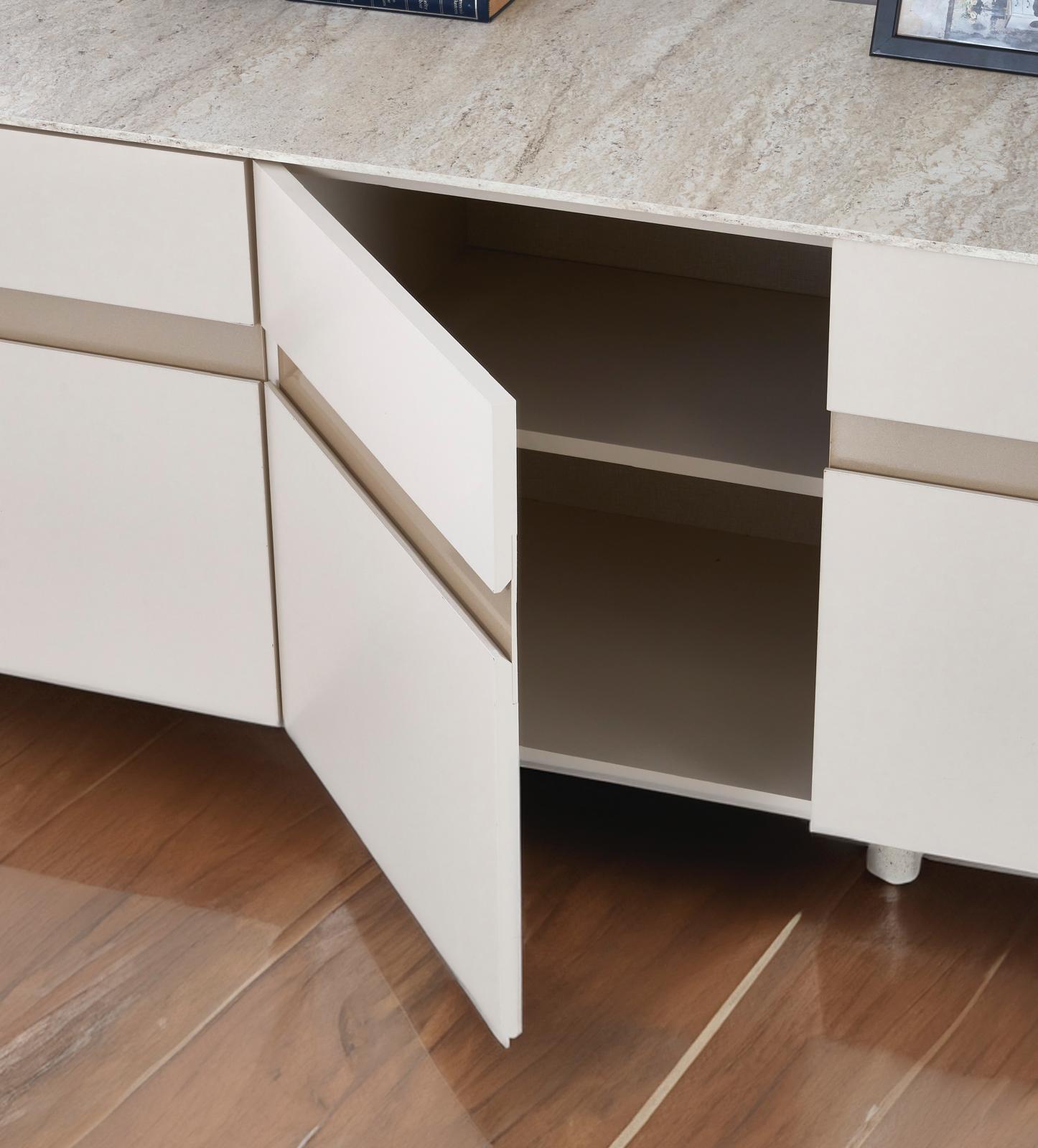 ARNO HİSAR YEMEK ODASI TAKIMI(KONSOL+AYNA+MASA+6 ADET SAND)Modern Yemek Odası Takımı