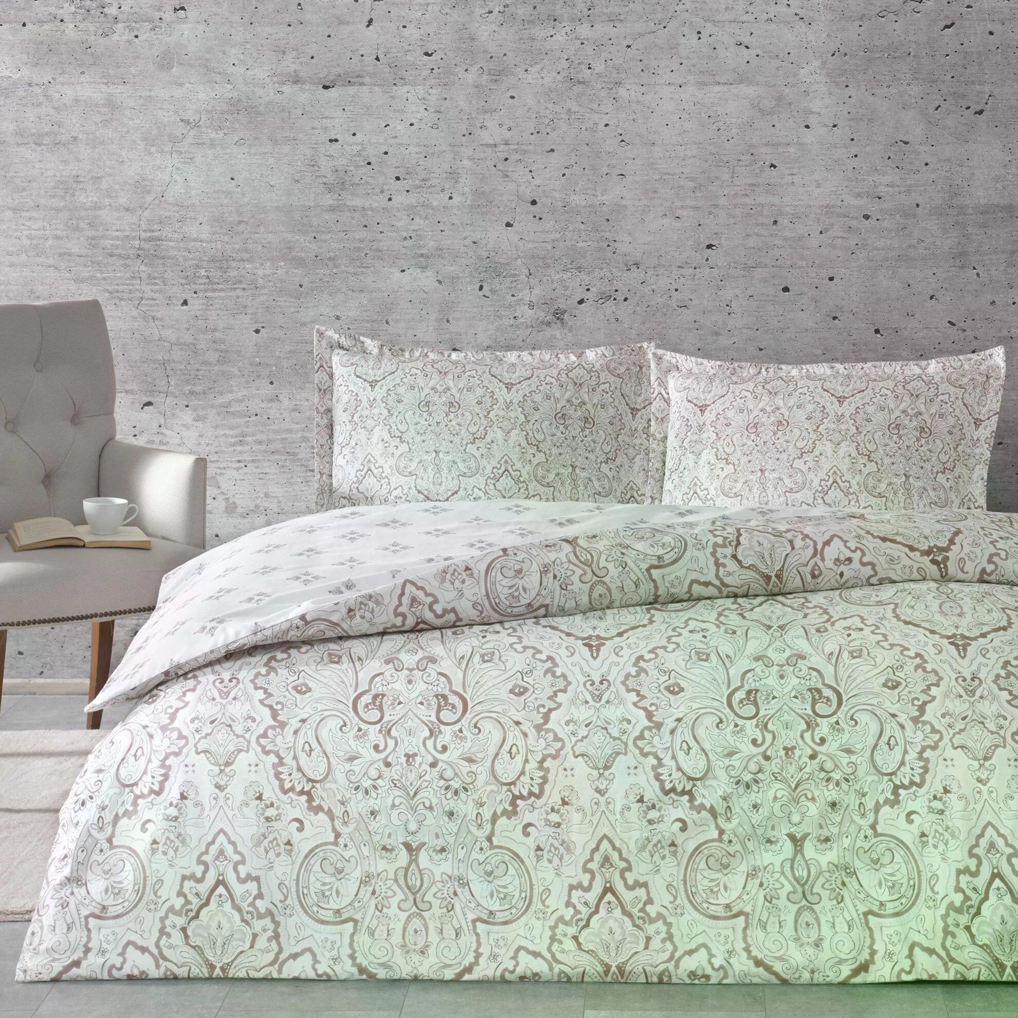 Taç 3254 Saten Çift Kişilik Nevresim Takımı Cassandra MürdümNEVRESİM TAKIMI Ç.K