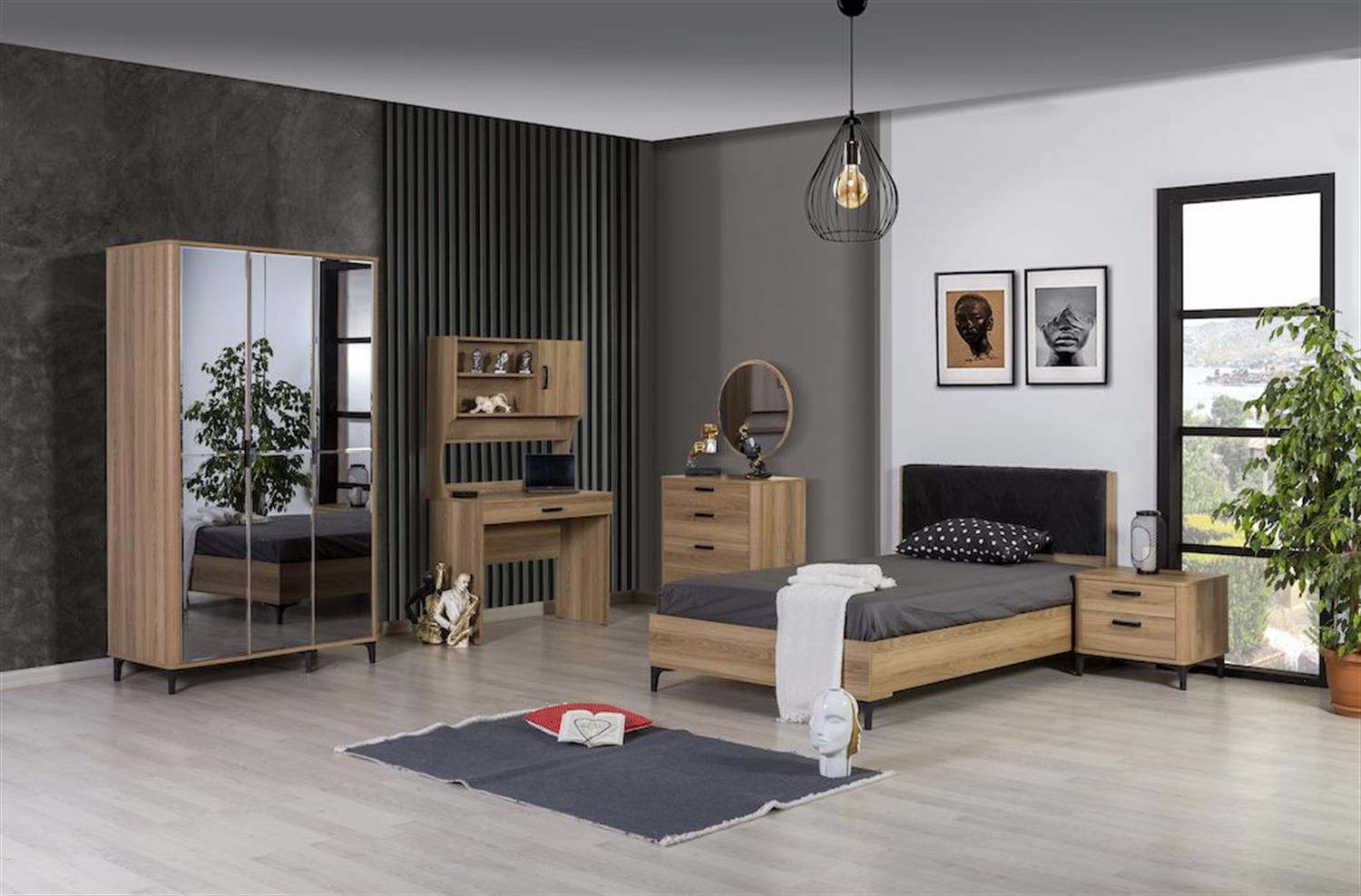 Kzn Kral Ceviz Km.13.102 Çalışma MasasıÇalışma Masası