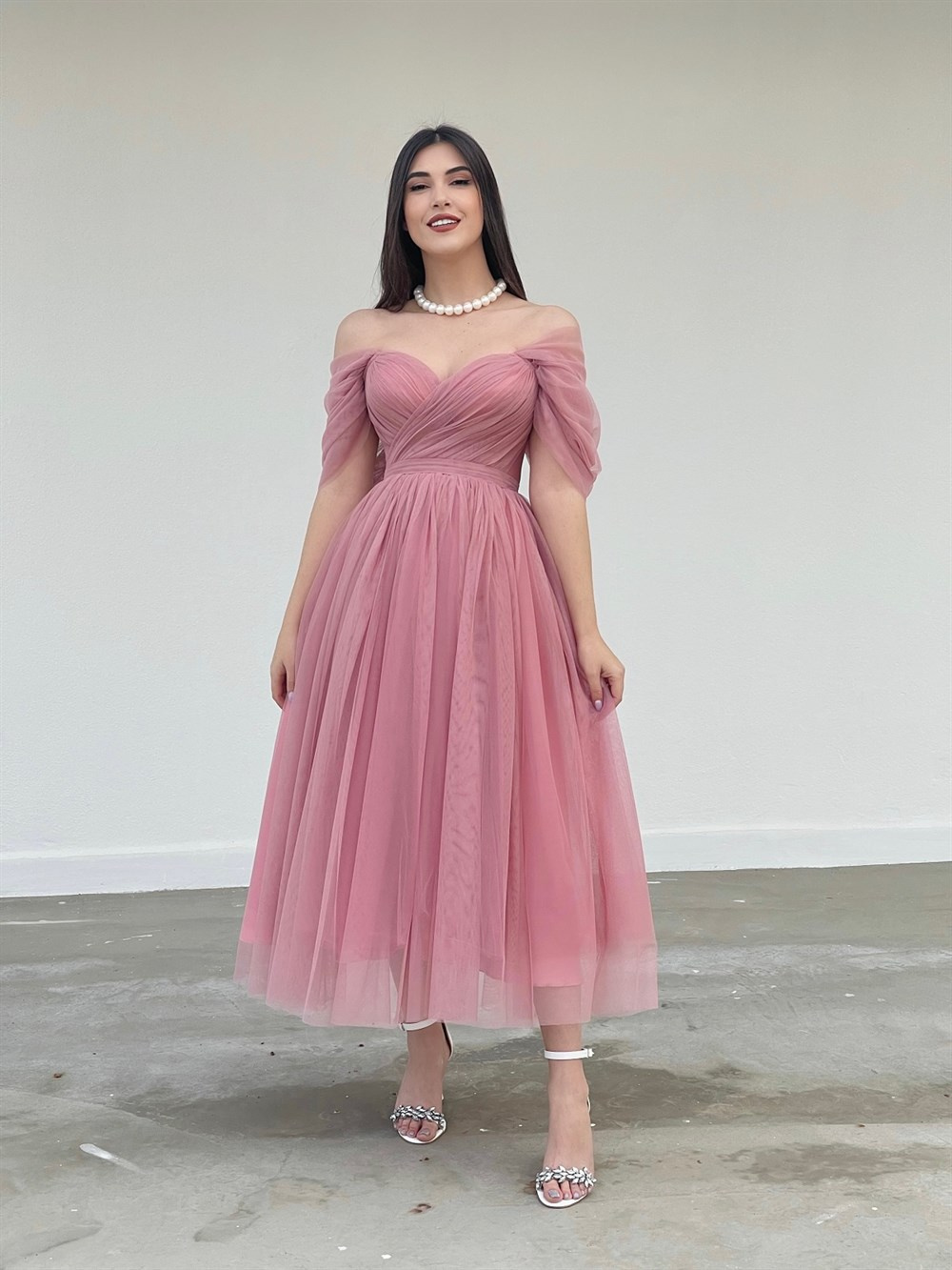 TheElsa | GİYİM | TAKI | Aden Pudra Pembe Özel Tasarım Korse Tül ElbiseELBİSEAden Pudra Pembe Özel Tasarım Korse Tül Elbise