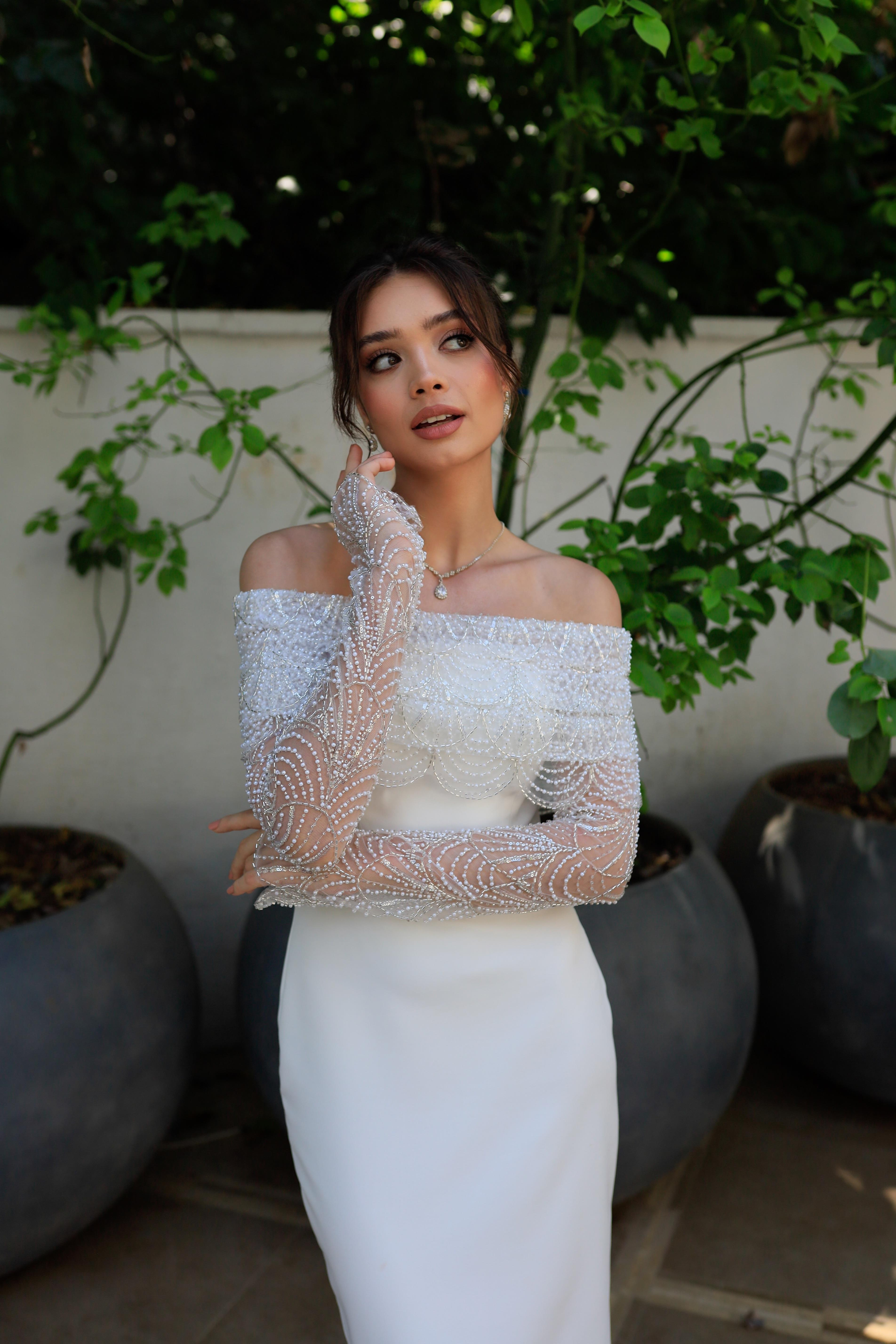 TheElsa | ARORA KALEMÖZEL ÜRETİM TASARIM ELBİSELERArora Kalem Beyaz Özel Tasarım Dantel Detaylı Kalem Nikah Nişan Elbisesi