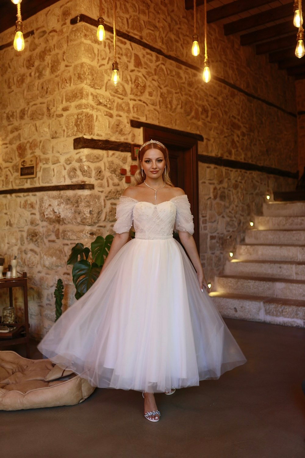 TheElsa | GİYİM | TAKI | Clara İncili Beyaz Özel Tasarım Tül Nikah Elbisesi#ÇOK SATANLARClara İncili Beyaz Özel Tasarım Tül Nikah Elbisesi