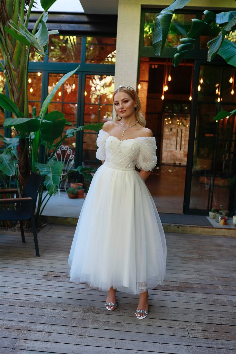 TheElsa | GİYİM | TAKI | Clara İncili Beyaz Özel Tasarım Tül Nikah Elbisesi#ÇOK SATANLARClara İncili Beyaz Özel Tasarım Tül Nikah Elbisesi