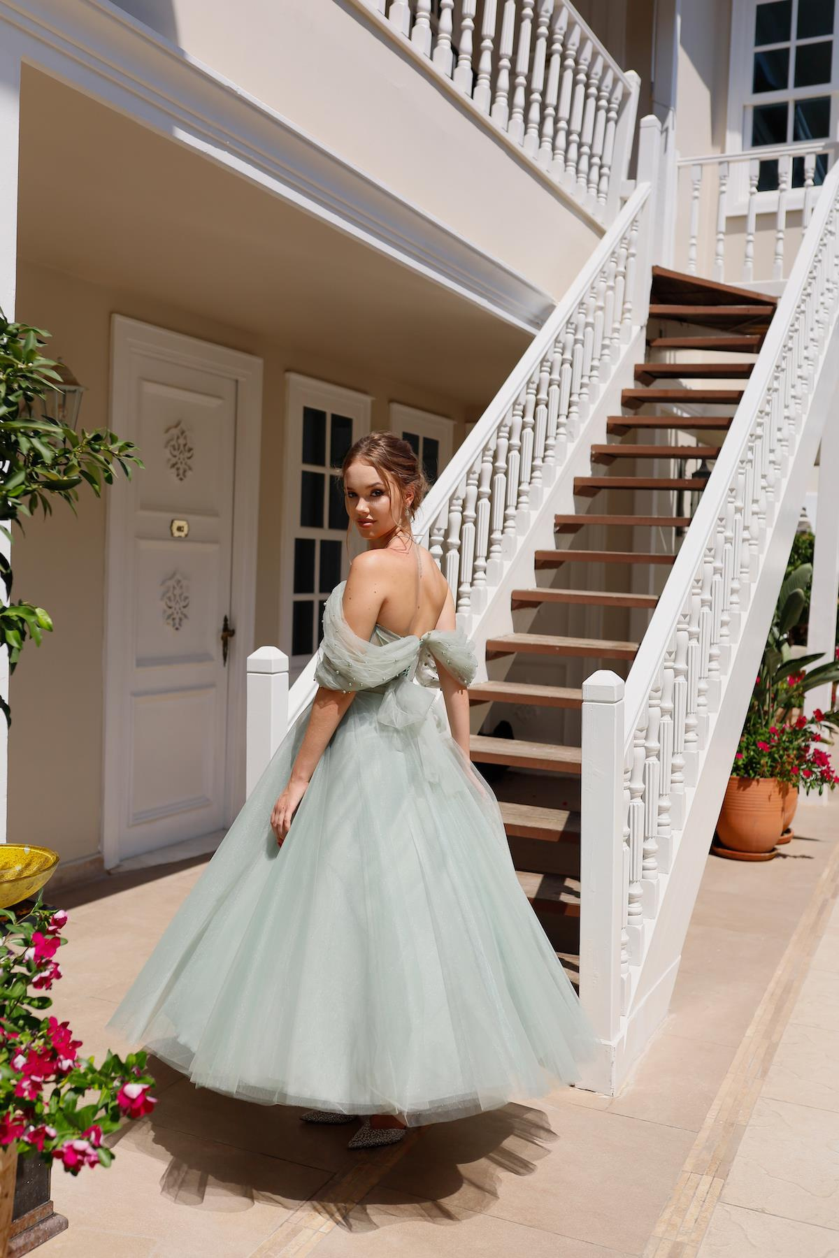 TheElsa | GİYİM | TAKI | Clara Mint Yeşil Özel Tasarım Abiye Tül ElbiseÖZEL ÜRETİM ELBİSEClara Mint Green Special Design Evening Dress Tulle Dress