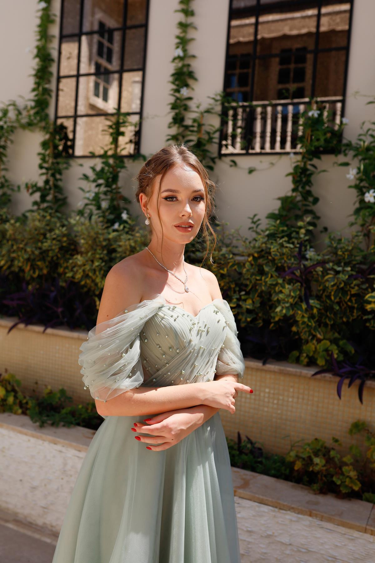 TheElsa | GİYİM | TAKI | Clara Mint Yeşil Özel Tasarım Abiye Tül ElbiseÖZEL ÜRETİM ELBİSEClara Mint Green Special Design Evening Dress Tulle Dress