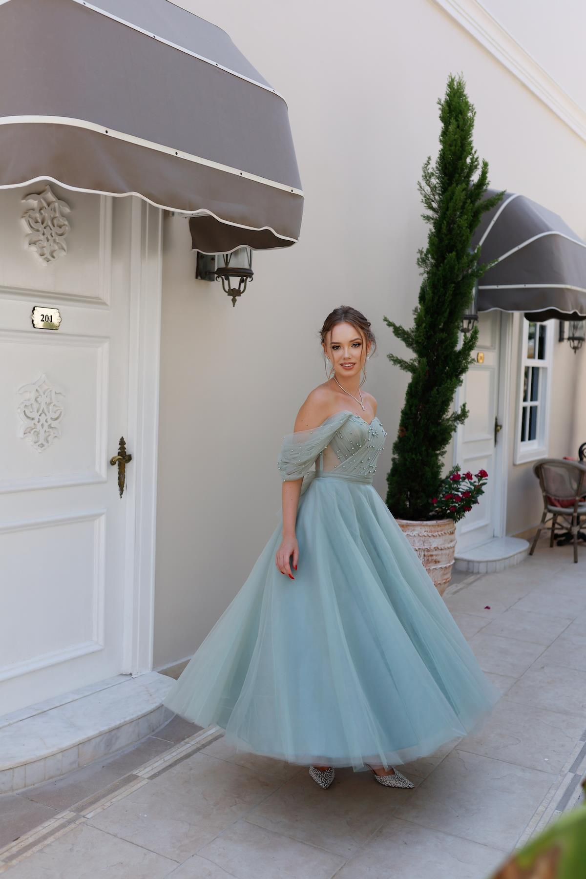 TheElsa | GİYİM | TAKI | Clara Mint Yeşil Özel Tasarım Abiye Tül ElbiseÖZEL ÜRETİM ELBİSEClara Mint Green Special Design Evening Dress Tulle Dress