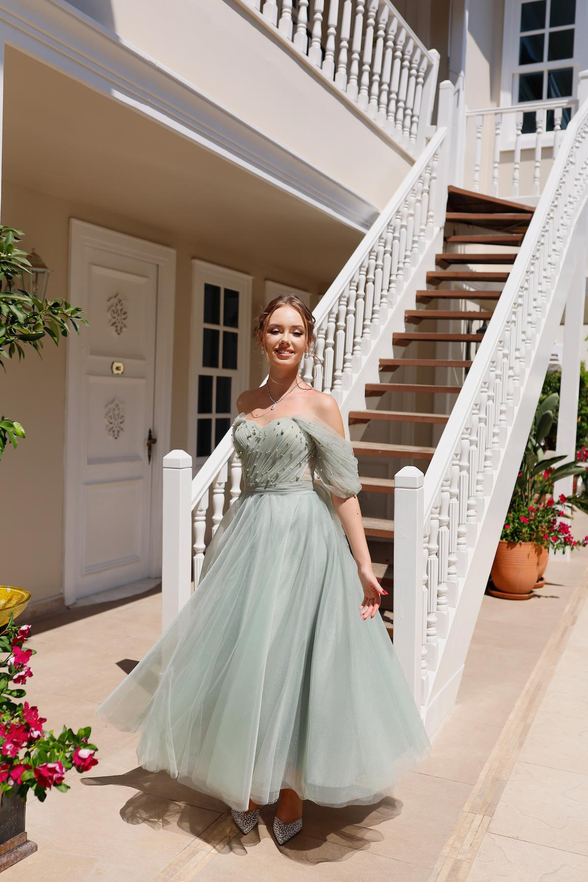 TheElsa | GİYİM | TAKI | Clara Mint Yeşil Özel Tasarım Abiye Tül ElbiseÖZEL ÜRETİM ELBİSEClara Mint Green Special Design Evening Dress Tulle Dress