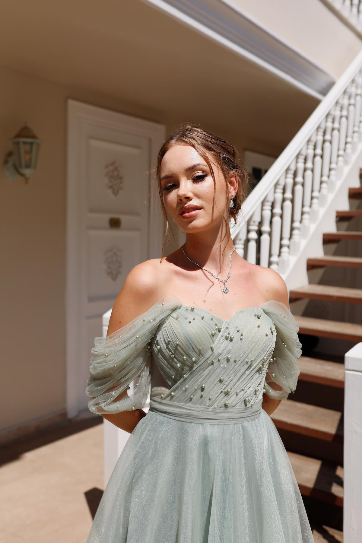 TheElsa | GİYİM | TAKI | Clara Mint Yeşil Özel Tasarım Abiye Tül ElbiseÖZEL ÜRETİM ELBİSEClara Mint Green Special Design Evening Dress Tulle Dress