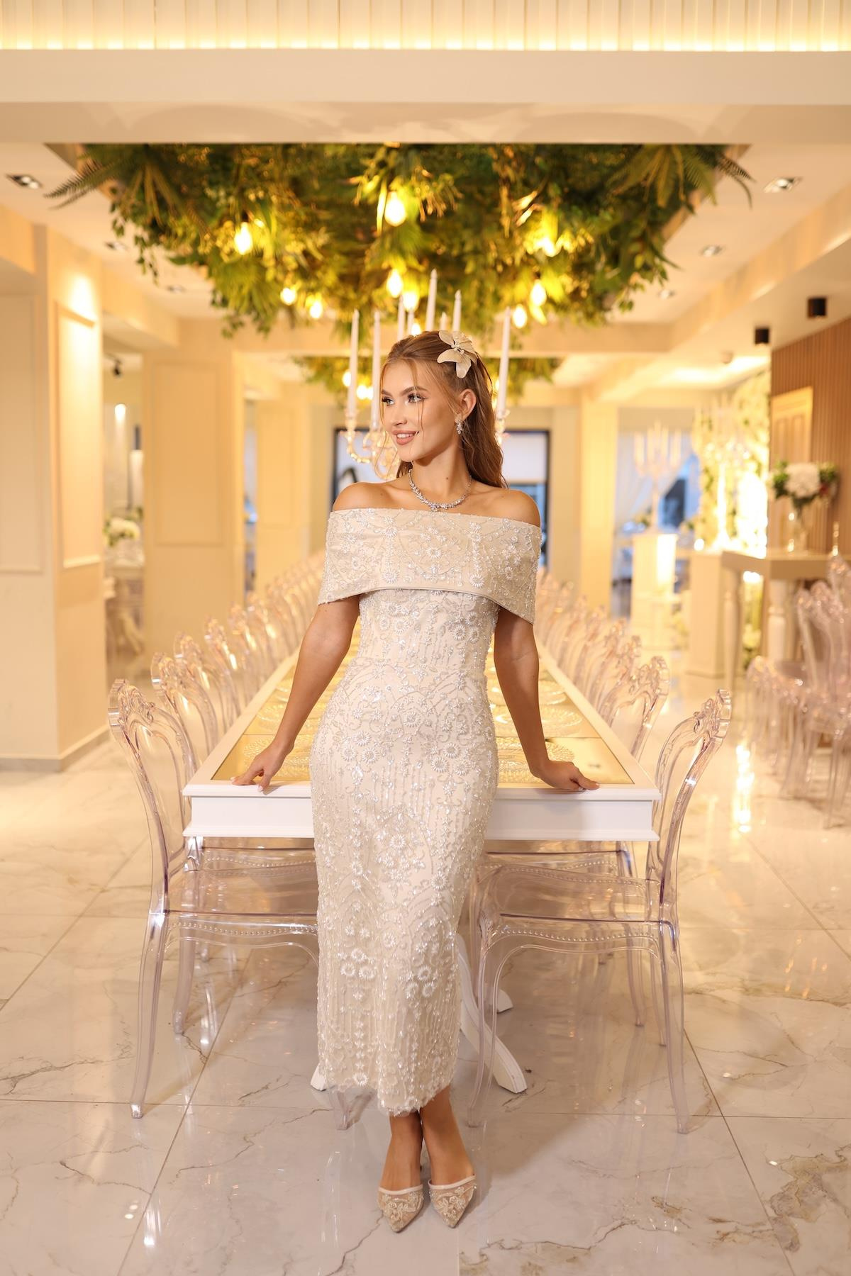 TheElsa | DIANADANTEL ELBİSELERDiana Saten Bolero Beyaz Çiçekli Nişan Nikah Davet Elbise