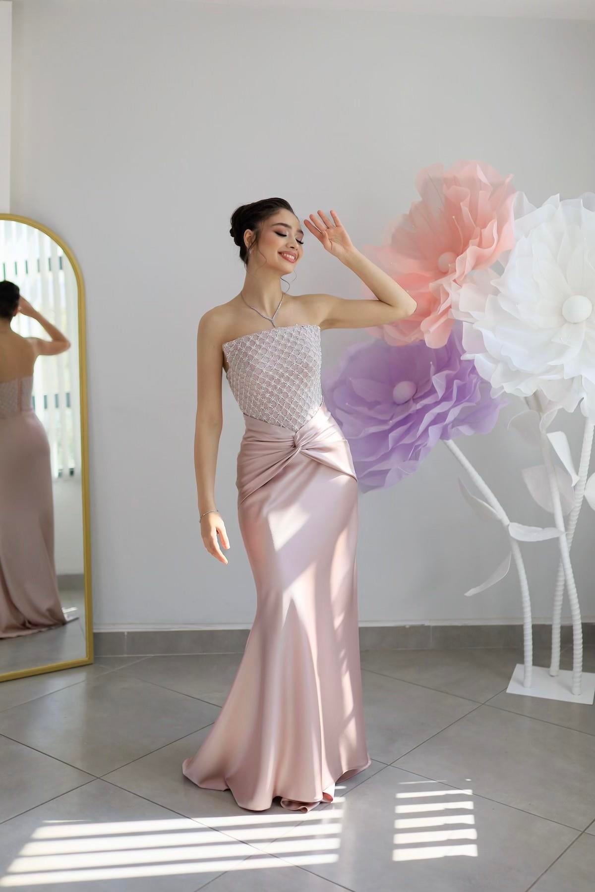 TheElsa | Kişiye Özel Üretim Abiye Elbise | Fiorenza Pudra Balık Özel Tasarım ElbiseDANTEL ELBİSELERFiorenza Pudra Balık Özel Tasarım Elbise