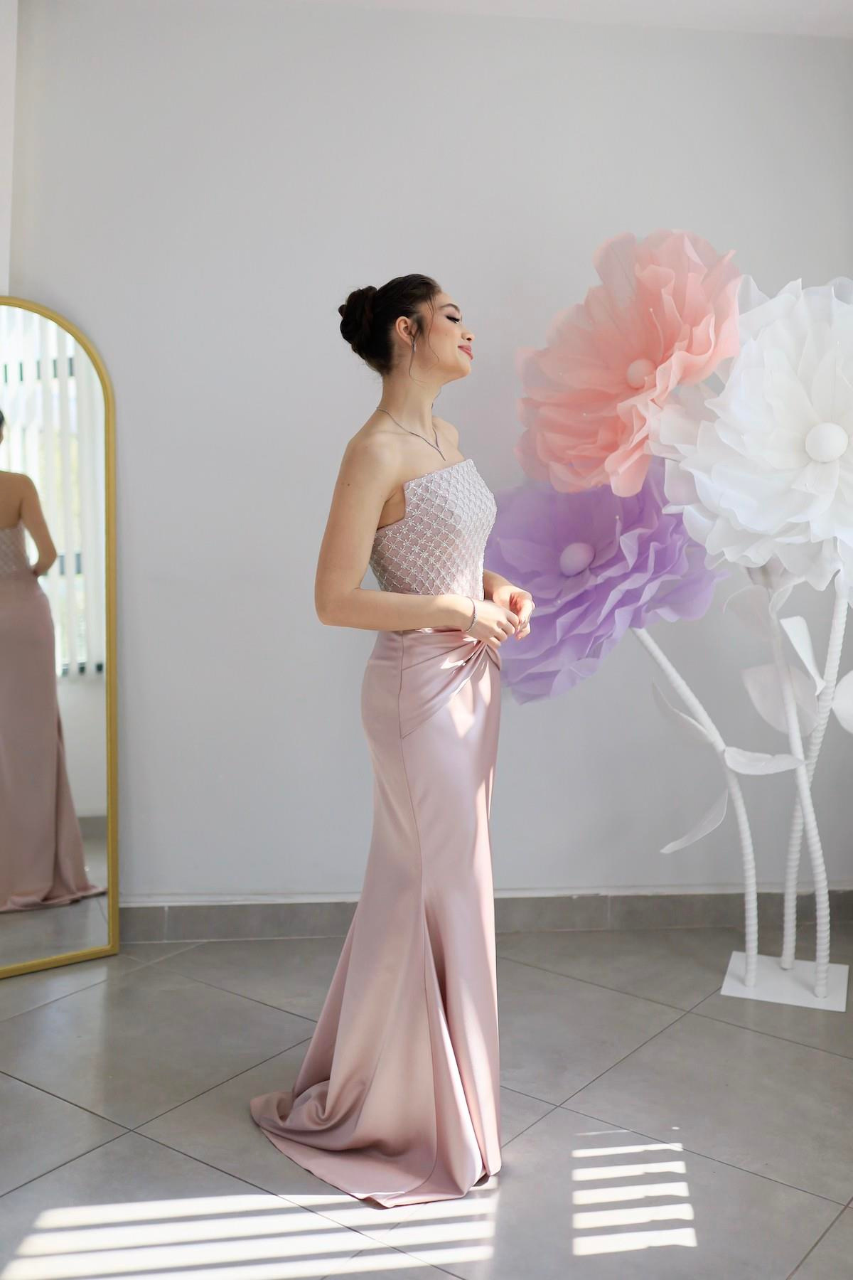 TheElsa | Kişiye Özel Üretim Abiye Elbise | Fiorenza Pudra Balık Özel Tasarım ElbiseDANTEL ELBİSELERFiorenza Pudra Balık Özel Tasarım Elbise