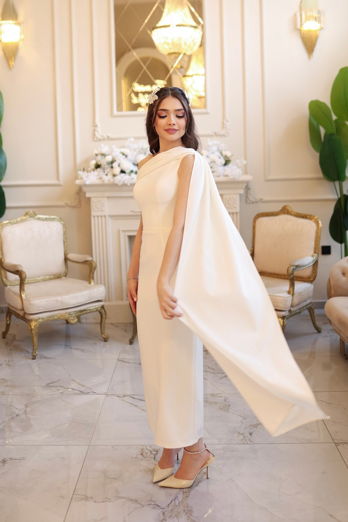 TheElsa | Freya Beyaz Kalem ElbiseSADE ELBİSELERFreya Beyaz Kalem Elbise