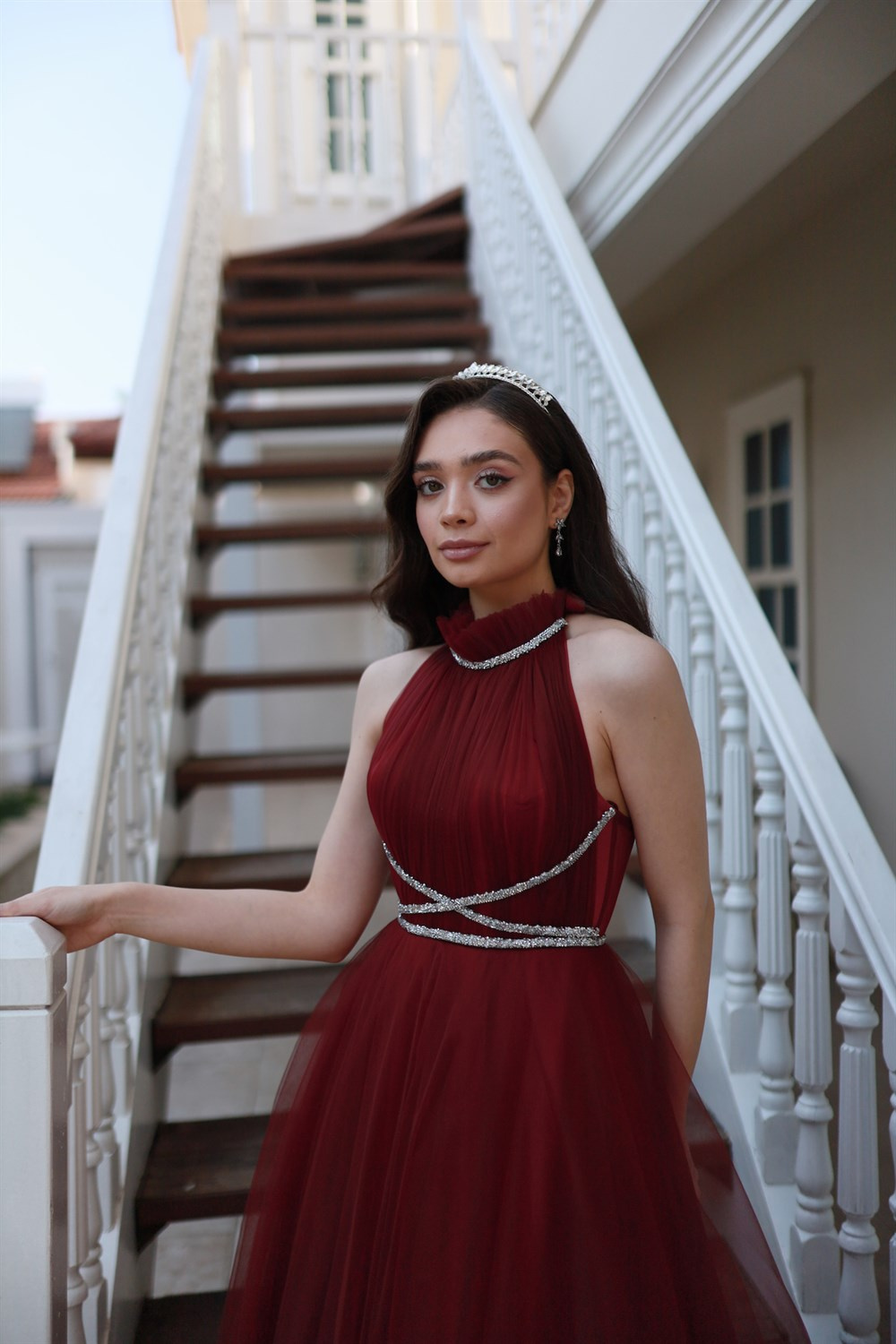 TheElsa | GİYİM | TAKI | Helen Bordo Özel Tasarım Abiye Tül ElbiseELBİSEHelen Bordo Özel Tasarım Abiye Tül Elbise