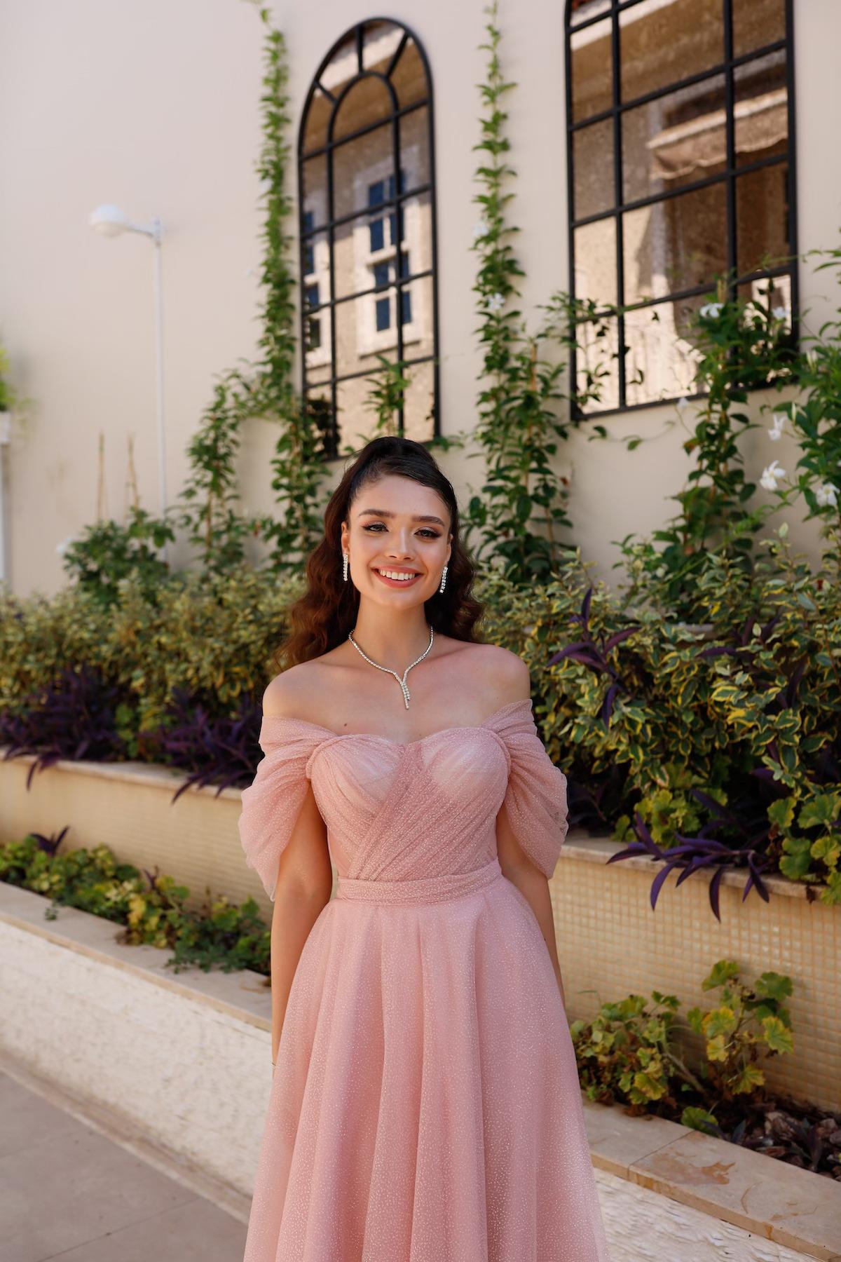 TheElsa | GİYİM | TAKI | Henna Simli Pudra Pembe Özel Tasarım Abiye Tül ElbiseÖZEL ÜRETİM ELBİSEHenna Glitter Powder Pink Special Design Evening Dress Tulle Dress
