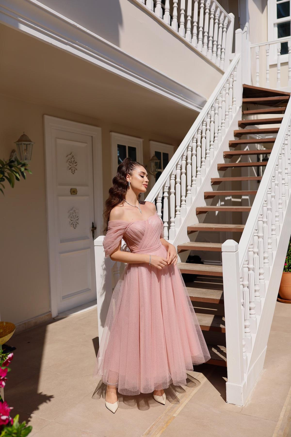 TheElsa | GİYİM | TAKI | Henna Simli Pudra Pembe Özel Tasarım Abiye Tül ElbiseÖZEL ÜRETİM ELBİSEHenna Glitter Powder Pink Special Design Evening Dress Tulle Dress
