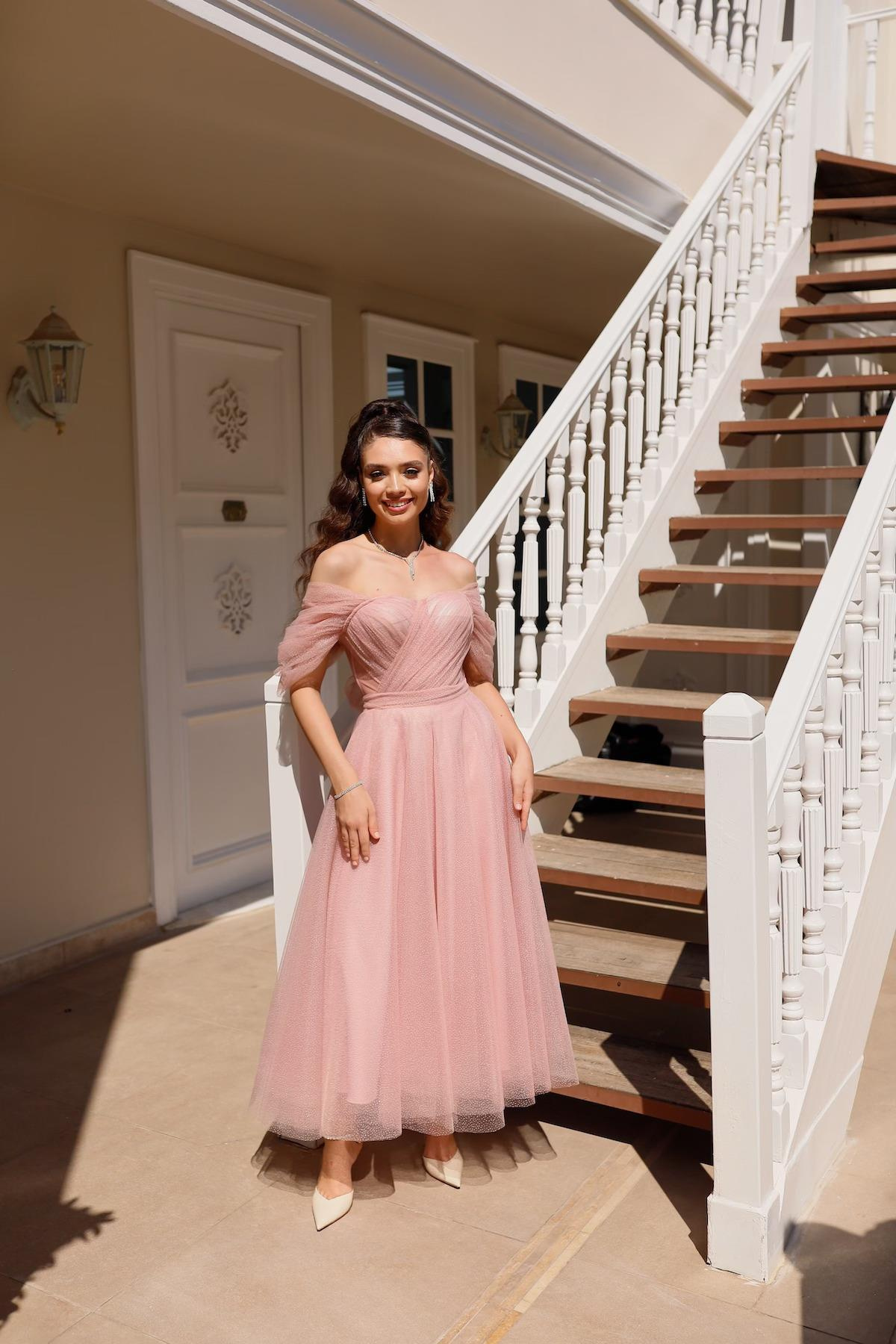 TheElsa | GİYİM | TAKI | Henna Simli Pudra Pembe Özel Tasarım Abiye Tül ElbiseÖZEL ÜRETİM ELBİSEHenna Glitter Powder Pink Special Design Evening Dress Tulle Dress