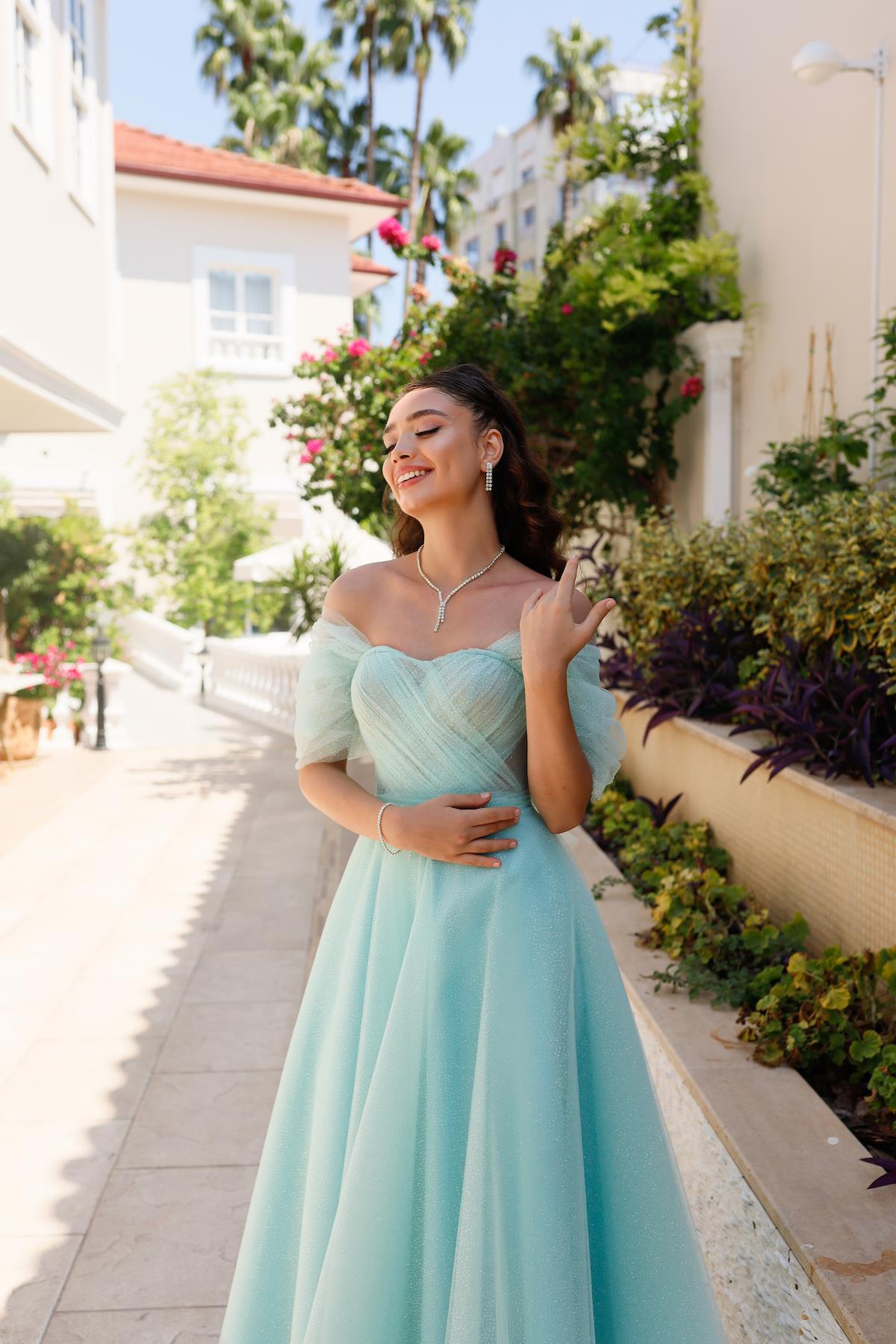 TheElsa | GİYİM | TAKI | Henna Simli Su Yeşili Özel Tasarım Abiye Tül ElbiseÖZEL ÜRETİM ELBİSEHenna Glitter Water Green Special Design Evening Dress Tulle Dress