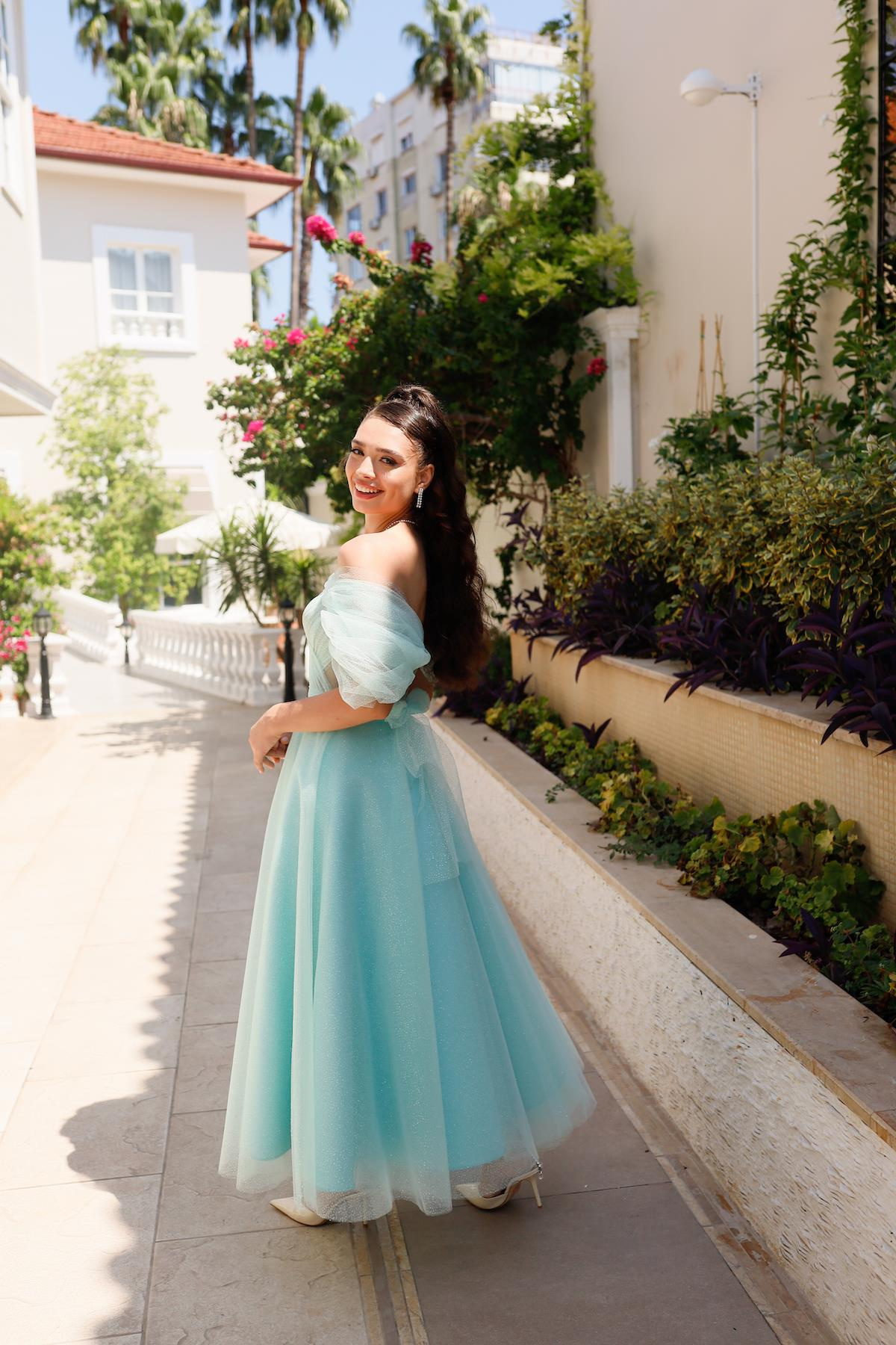 TheElsa | GİYİM | TAKI | Henna Simli Su Yeşili Özel Tasarım Abiye Tül ElbiseÖZEL ÜRETİM ELBİSEHenna Glitter Water Green Special Design Evening Dress Tulle Dress