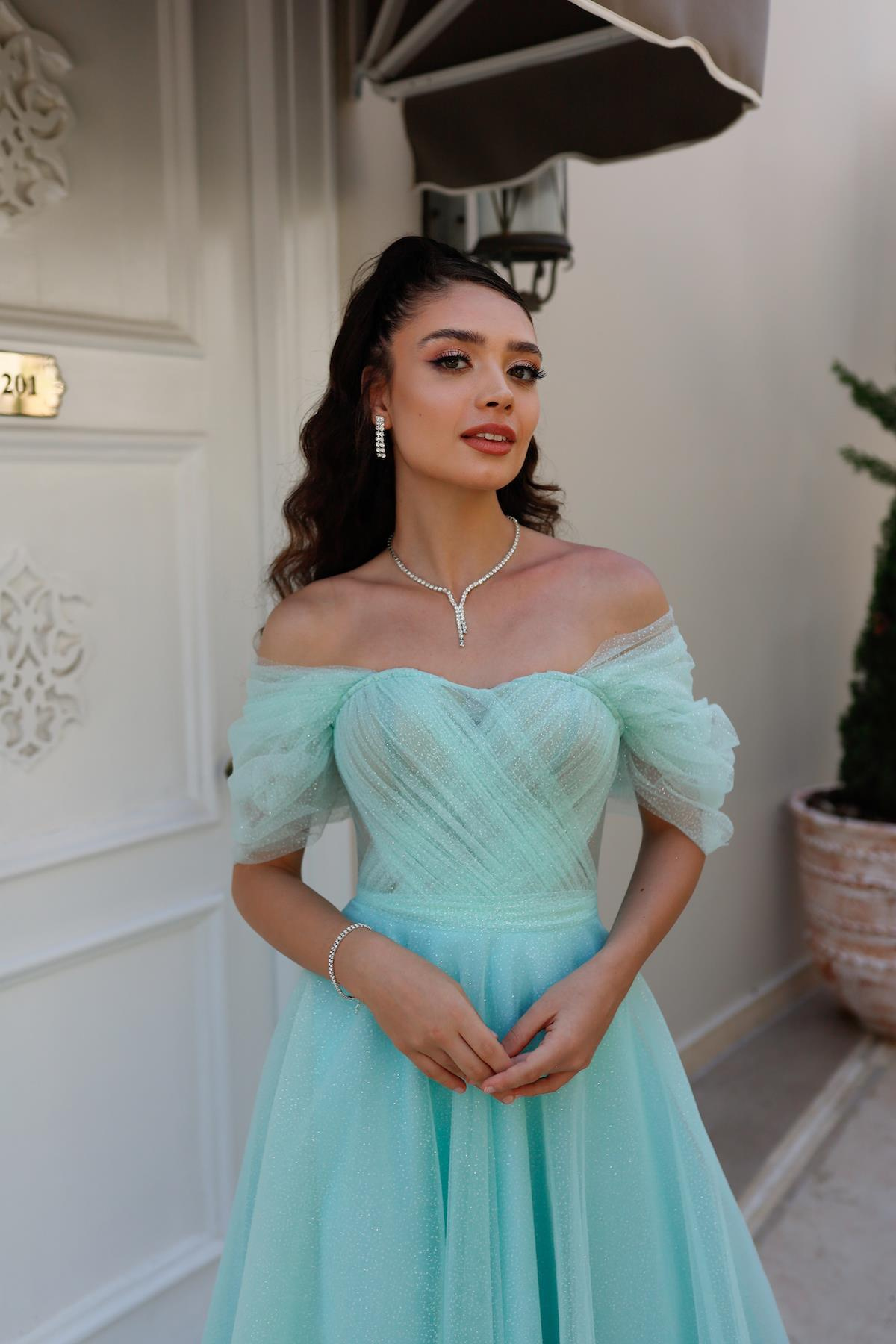 TheElsa | GİYİM | TAKI | Henna Simli Su Yeşili Özel Tasarım Abiye Tül ElbiseÖZEL ÜRETİM ELBİSEHenna Glitter Water Green Special Design Evening Dress Tulle Dress