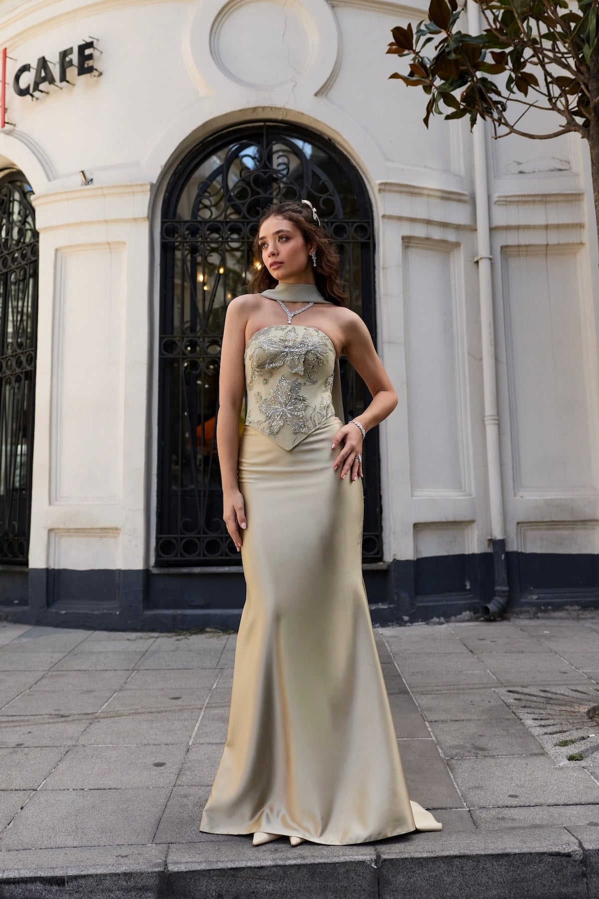 TheElsa | Hera Artemis Oval Yaka Yağ Yeşili Saten Balık Korse Etek Nikah Nişan Söz ElbisesiÖZEL ÜRETİM TASARIM ELBİSELERHera Artemis Oval Yaka Yağ Yeşili Saten Balık Korse Etek Nikah Nişan Söz Elbisesi