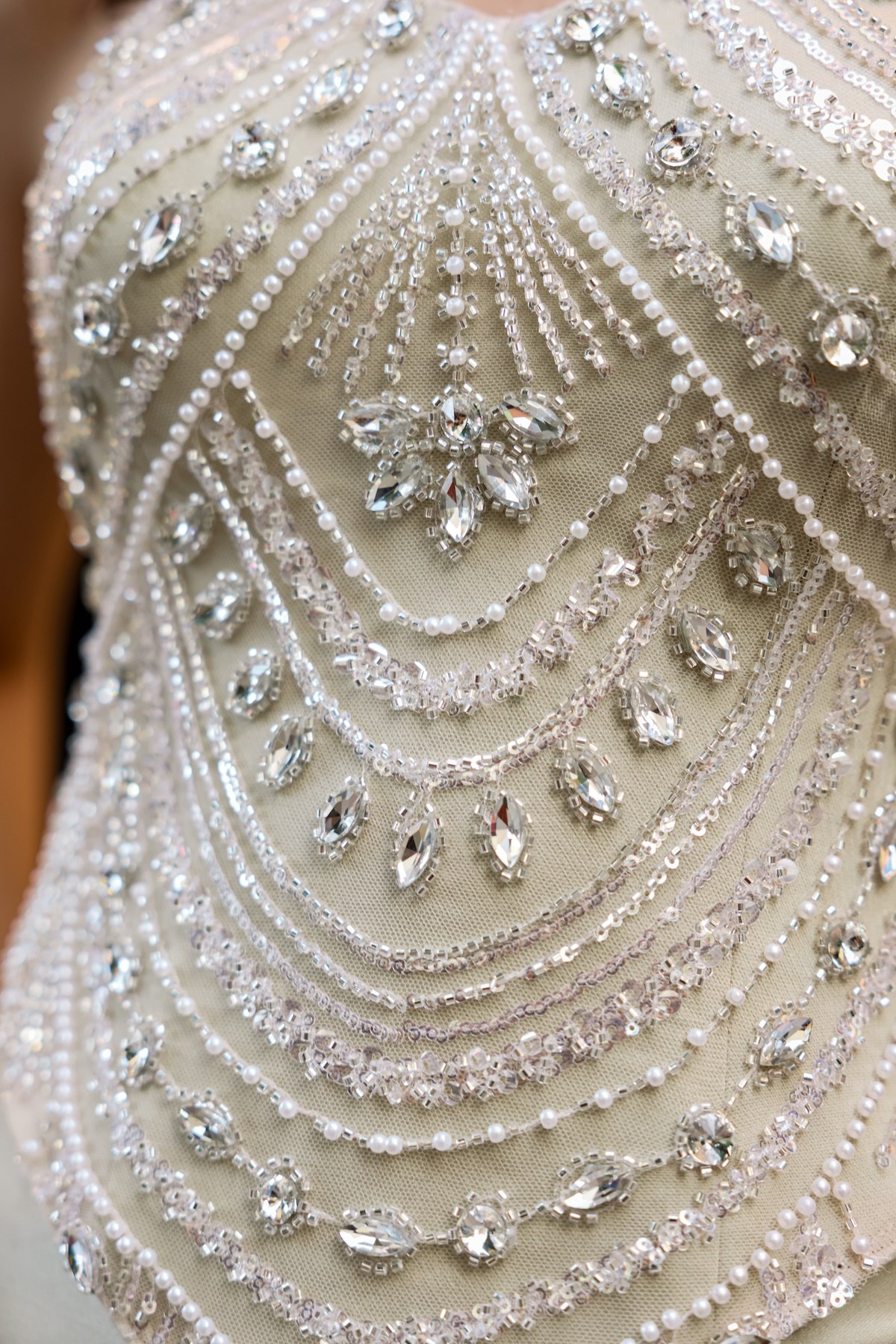 TheElsa | Hera Blair Kalp Yaka Yağ Yeşili Saten Balık Korse Etek Nikah Nişan Söz ElbisesiRENKLİ DANTEL ELBİSELERHera Blair Kalp Yaka Yağ Yeşili Saten Balık Korse Etek Nikah Nişan Söz Elbisesi