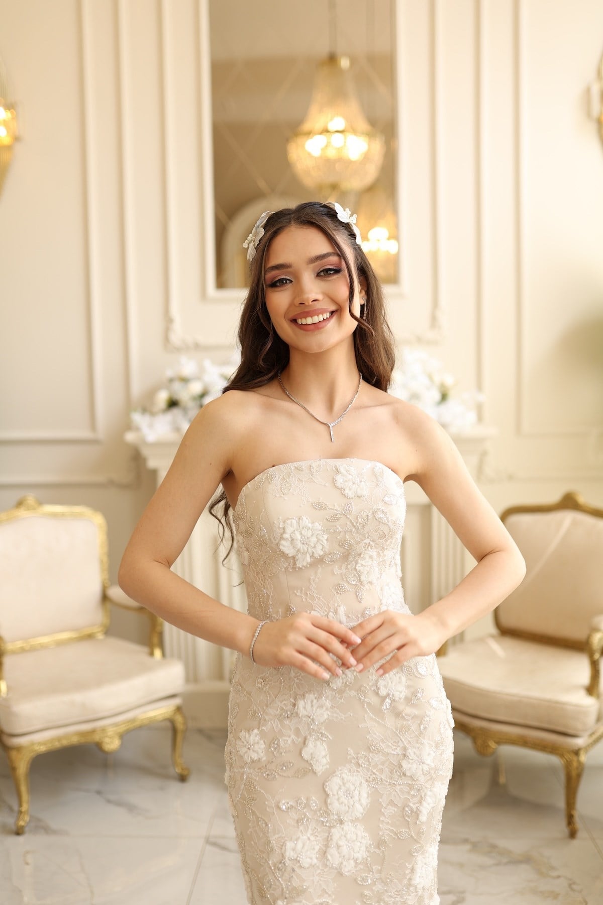 TheElsa | Kalina Beyaz Balık BEYAZ DANTEL ELBİSELERKalina Beyaz Balık Çiçekli Özel Tasarım Dantel Nişan Nikah  Elbise