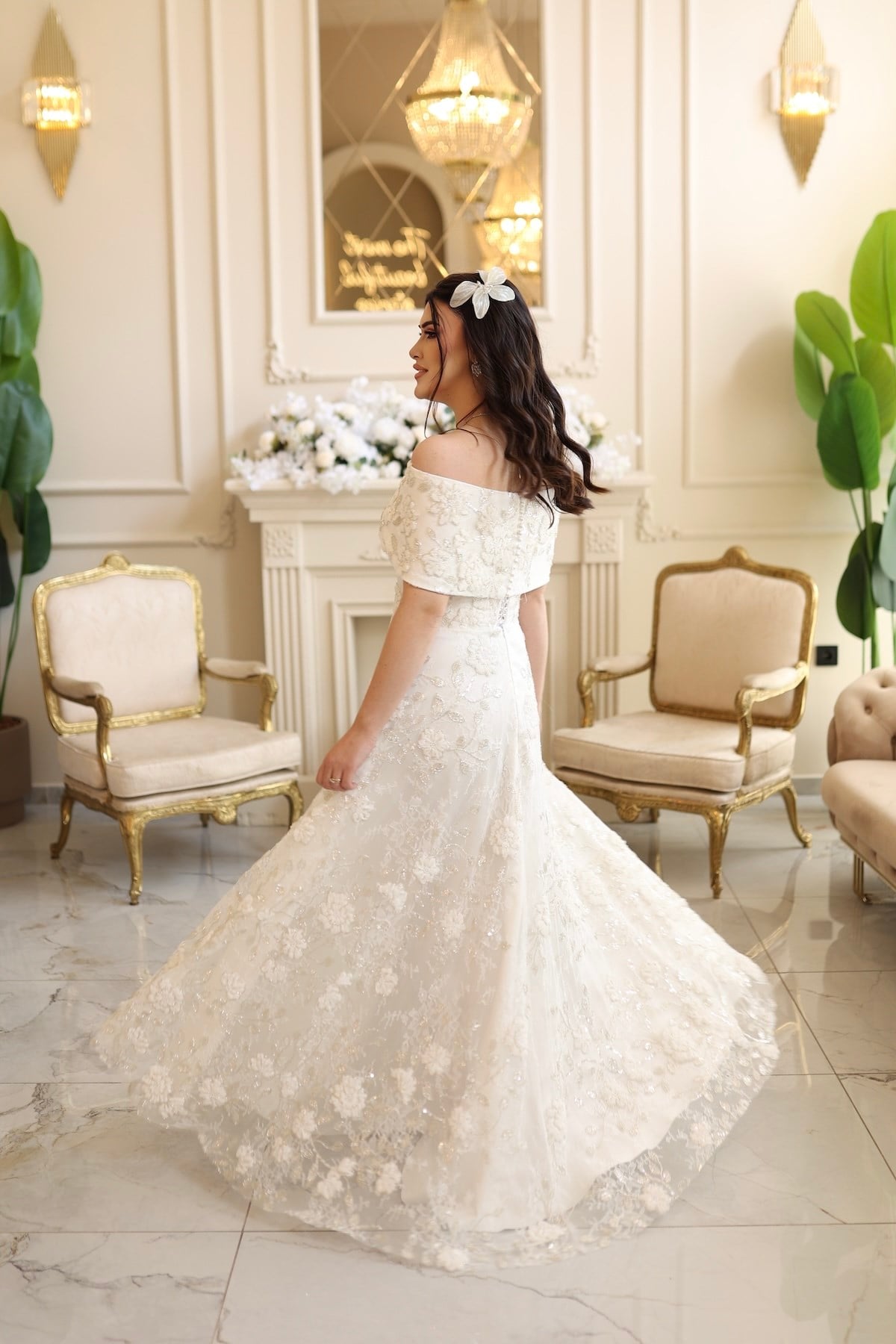 TheElsa | Kalina Beyaz Maxi BEYAZ DANTEL ELBİSELERKalina Beyaz Maxi Çiçekli Özel Tasarım Dantel Nişan Nikah Elbise