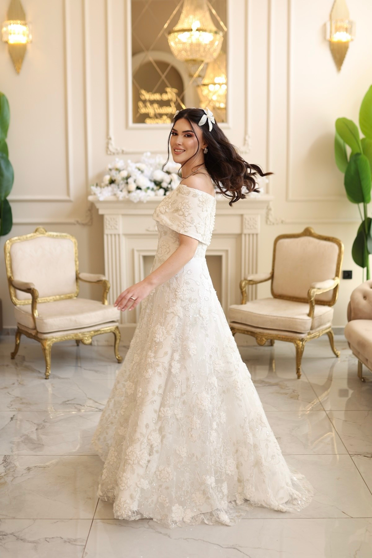 TheElsa | Kalina Beyaz Maxi BEYAZ DANTEL ELBİSELERKalina Beyaz Maxi Çiçekli Özel Tasarım Dantel Nişan Nikah Elbise