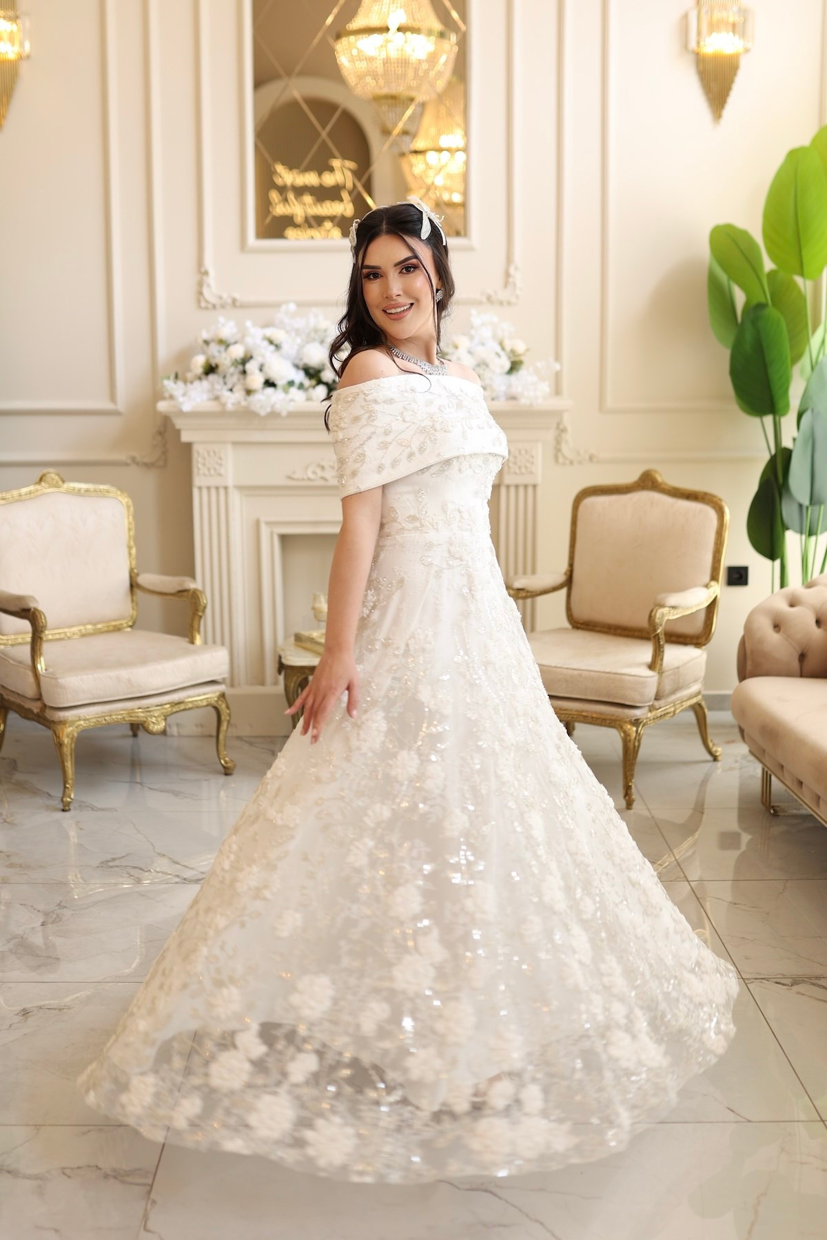TheElsa | Kalina Beyaz Maxi BEYAZ DANTEL ELBİSELERKalina Beyaz Maxi Çiçekli Özel Tasarım Dantel Nişan Nikah Elbise