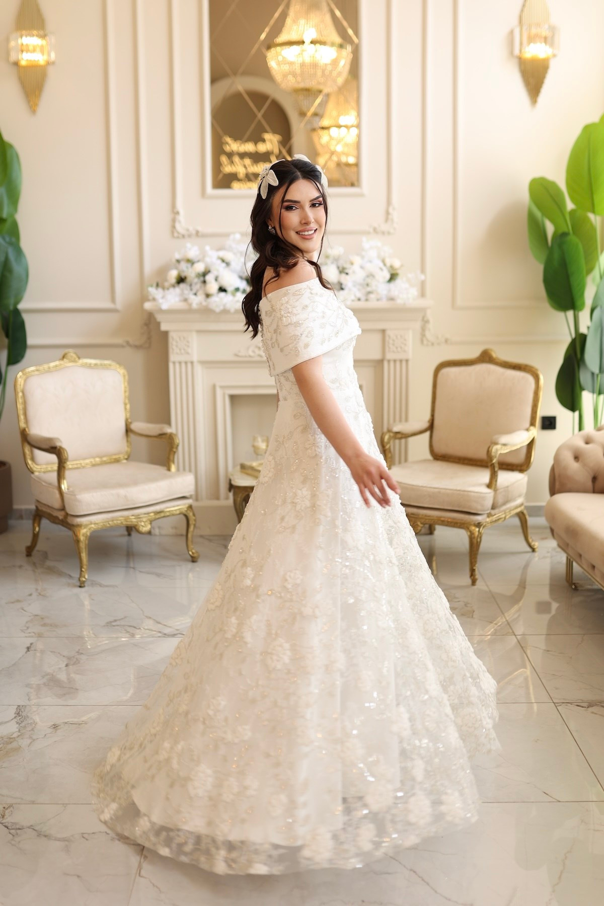 TheElsa | Kalina Beyaz Maxi BEYAZ DANTEL ELBİSELERKalina Beyaz Maxi Çiçekli Özel Tasarım Dantel Nişan Nikah Elbise