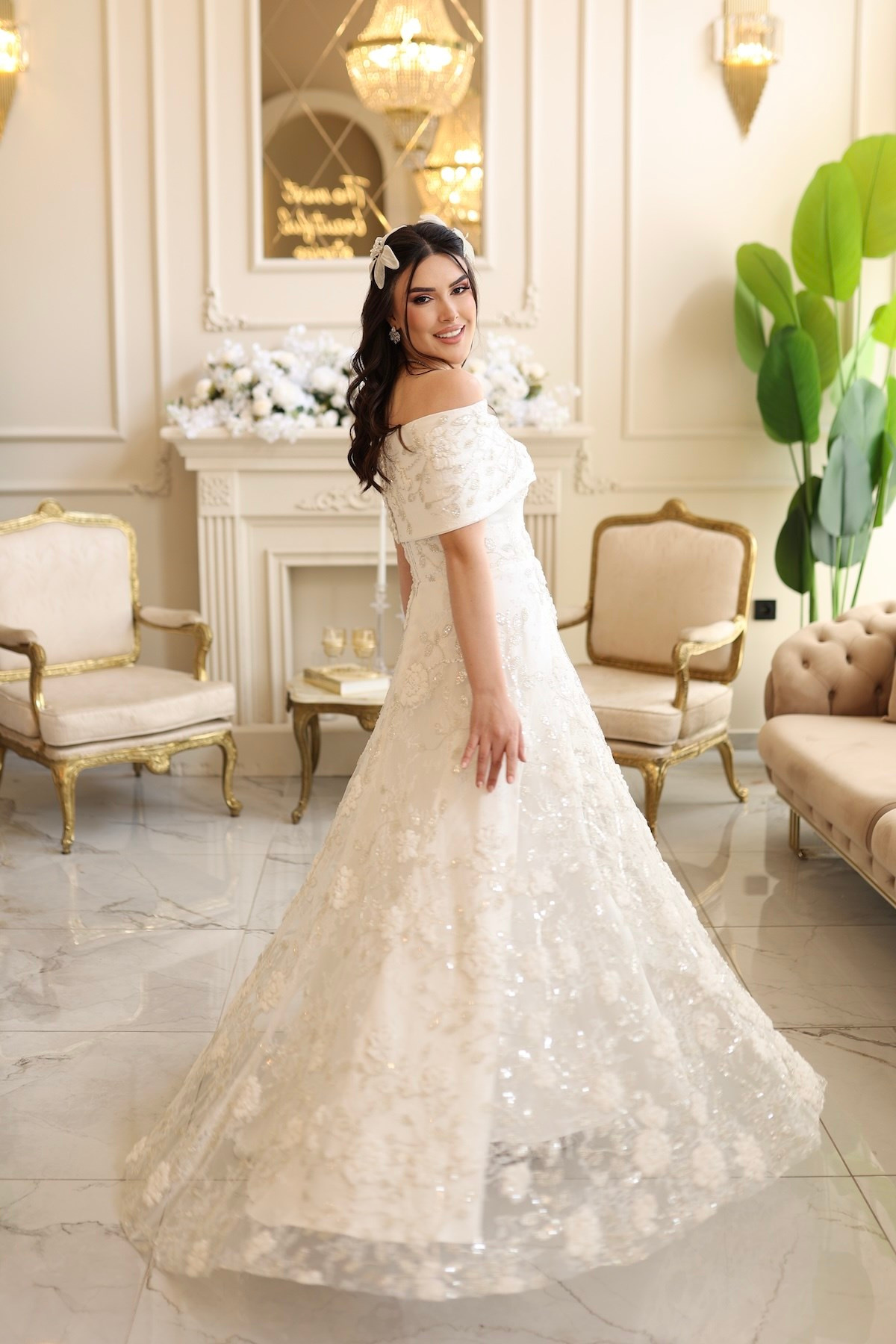 TheElsa | Kalina Beyaz Maxi BEYAZ DANTEL ELBİSELERKalina Beyaz Maxi Çiçekli Özel Tasarım Dantel Nişan Nikah Elbise