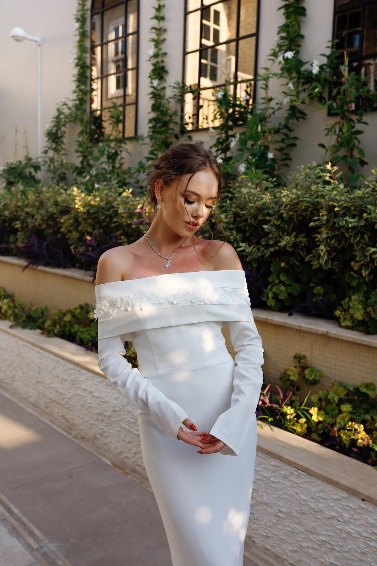 TheElsa | Kişiye Özel Üretim Abiye Elbise | Leyla Beyaz Özel Tasarım Kalem ElbiseÖZEL ÜRETİM ELBİSELeyla White Special Design Pencil Wedding Engagement Dress