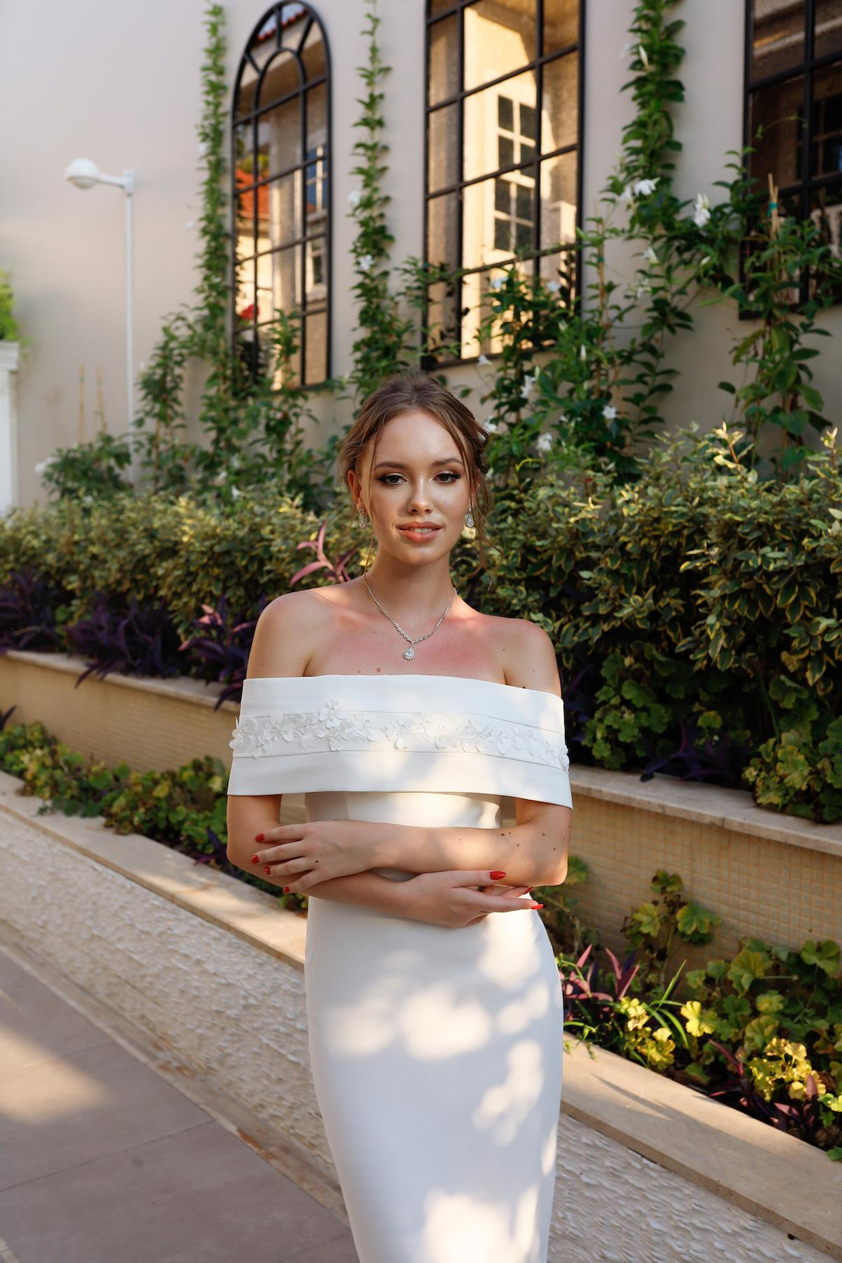 TheElsa | Kişiye Özel Üretim Abiye Elbise | Leyla Beyaz Özel Tasarım Kalem ElbiseÖZEL ÜRETİM ELBİSELeyla White Special Design Pencil Wedding Engagement Dress